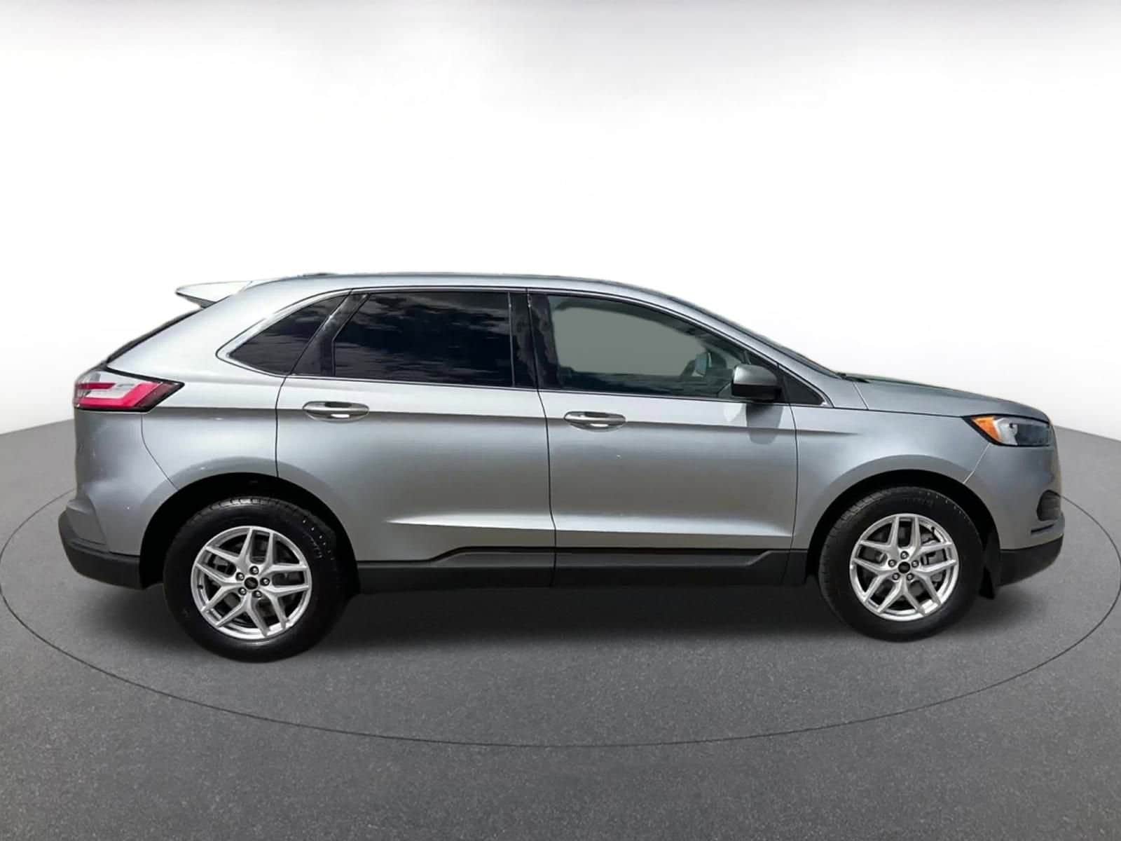 Thumbnail: 2024 Ford Edge - 16
