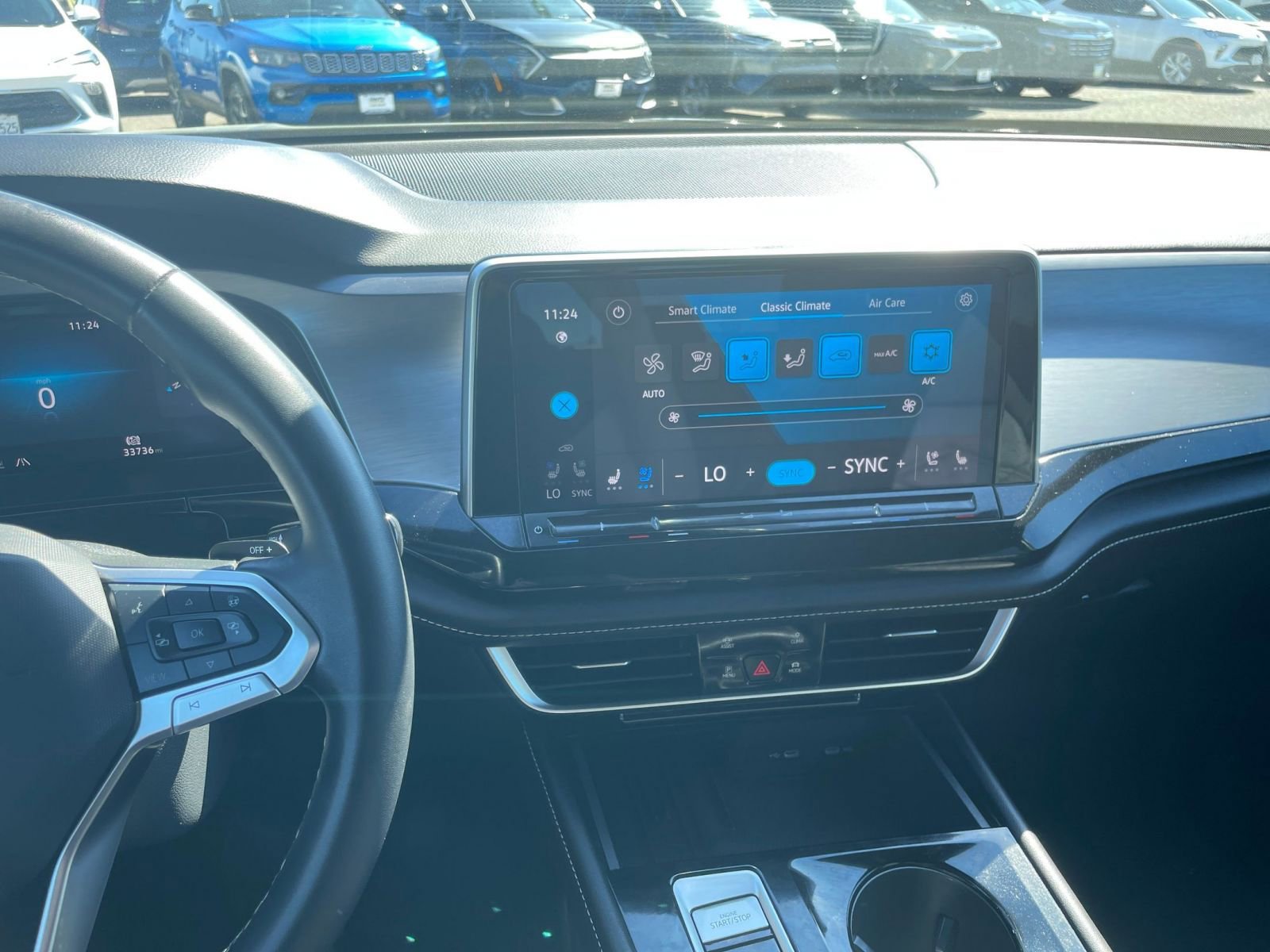 Thumbnail: 2025 Volkswagen Atlas - 17