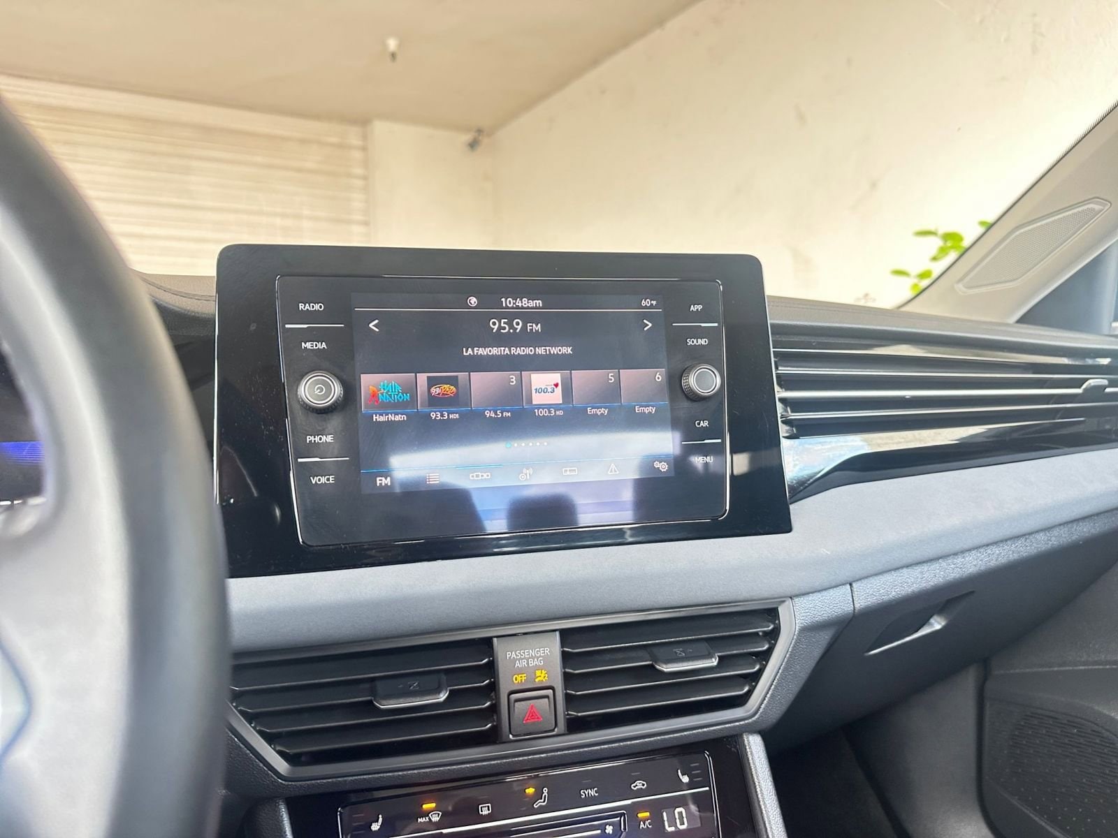 Thumbnail: 2025 Volkswagen Jetta - 25