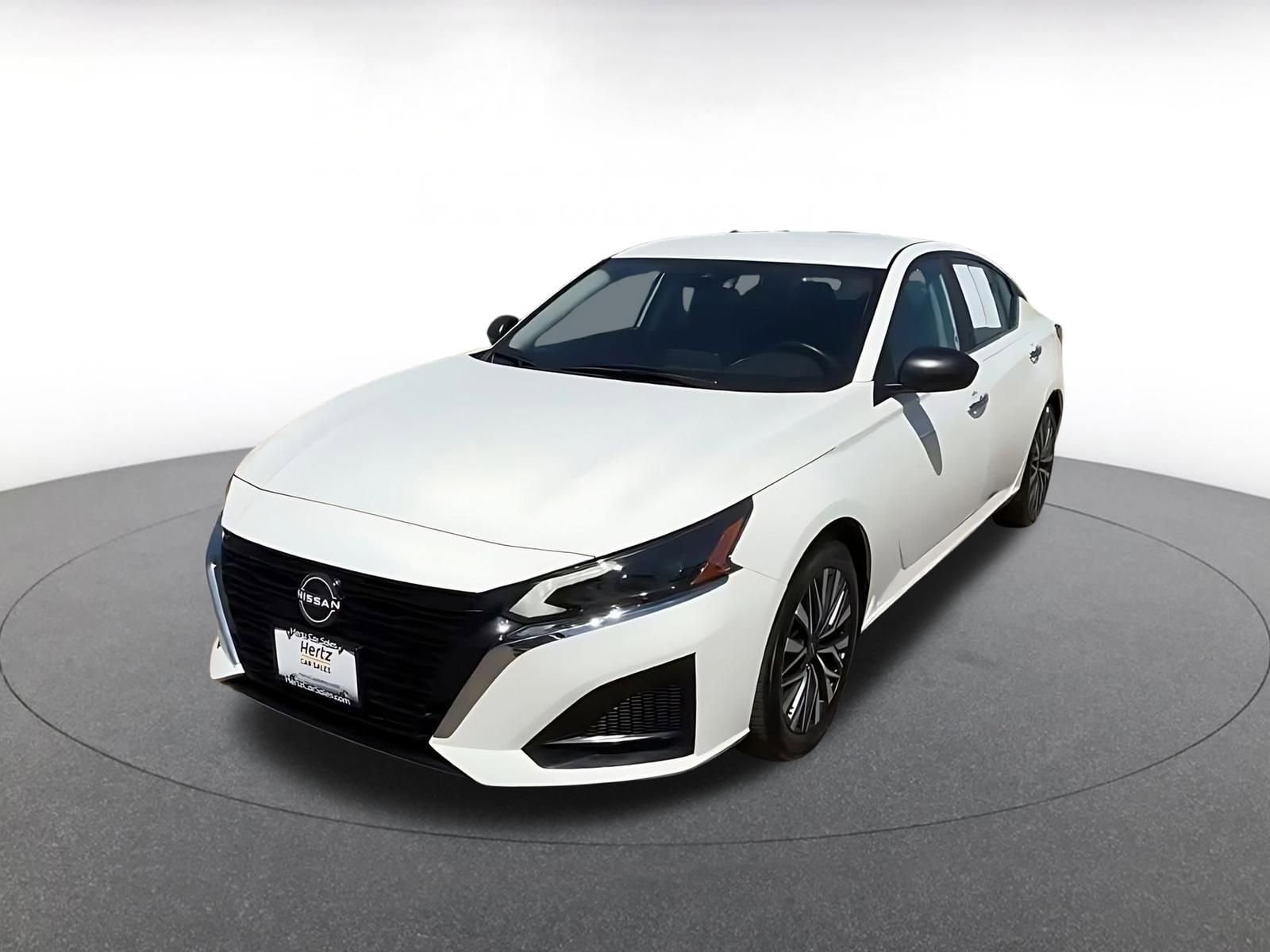 Thumbnail: 2025 Nissan Altima - 7