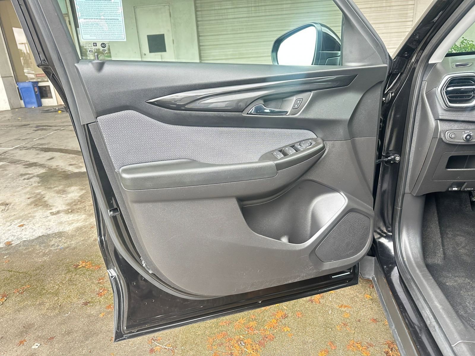 Thumbnail: 2025 Chevrolet TrailBlazer - 20