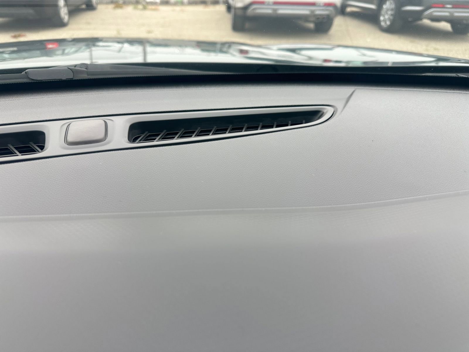 Thumbnail: 2025 Chevrolet Trax - 17