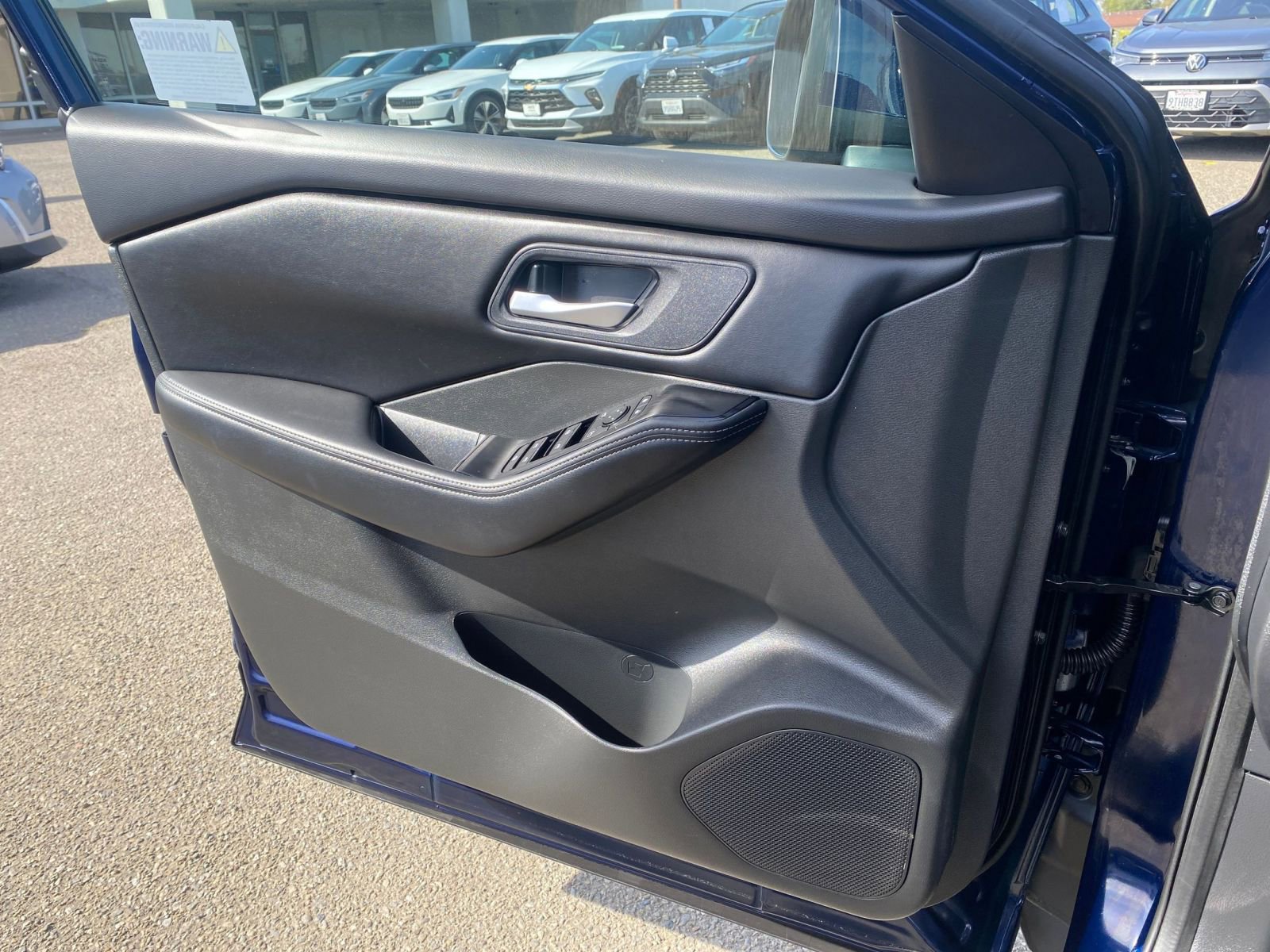 Thumbnail: 2025 Nissan Rogue - 18