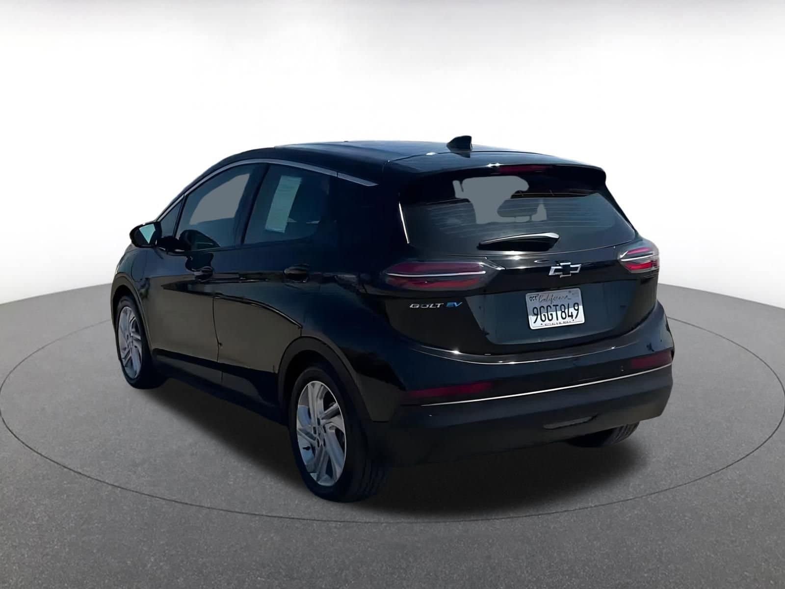 Thumbnail: 2023 Chevrolet Bolt EV - 11