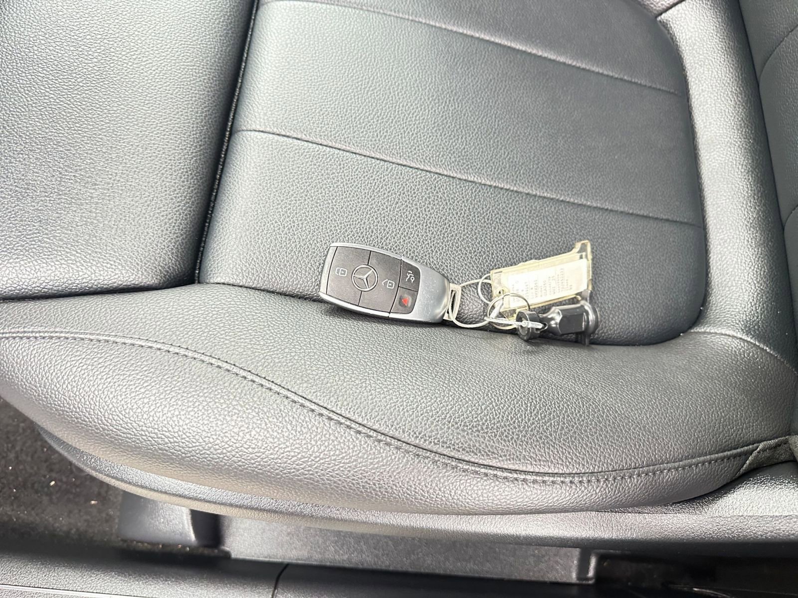 Thumbnail: 2025 Mercedes-Benz GLA - 22