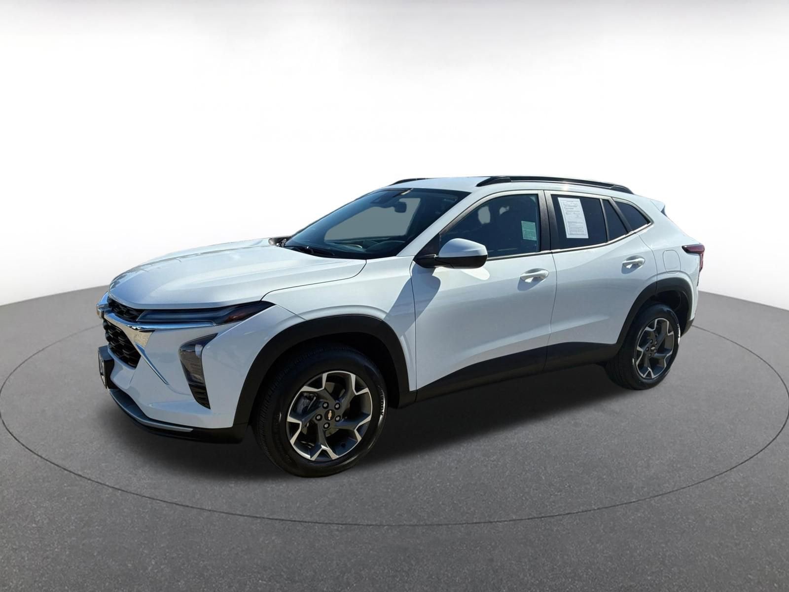 Thumbnail: 2025 Chevrolet Trax - 4