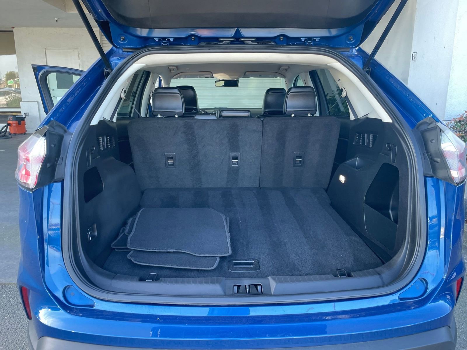 Thumbnail: 2024 Ford Edge - 31