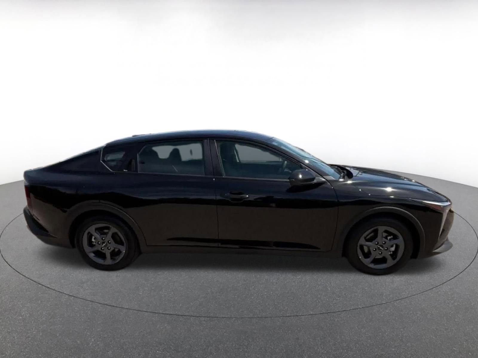 Thumbnail: 2025 Kia K4 - 16