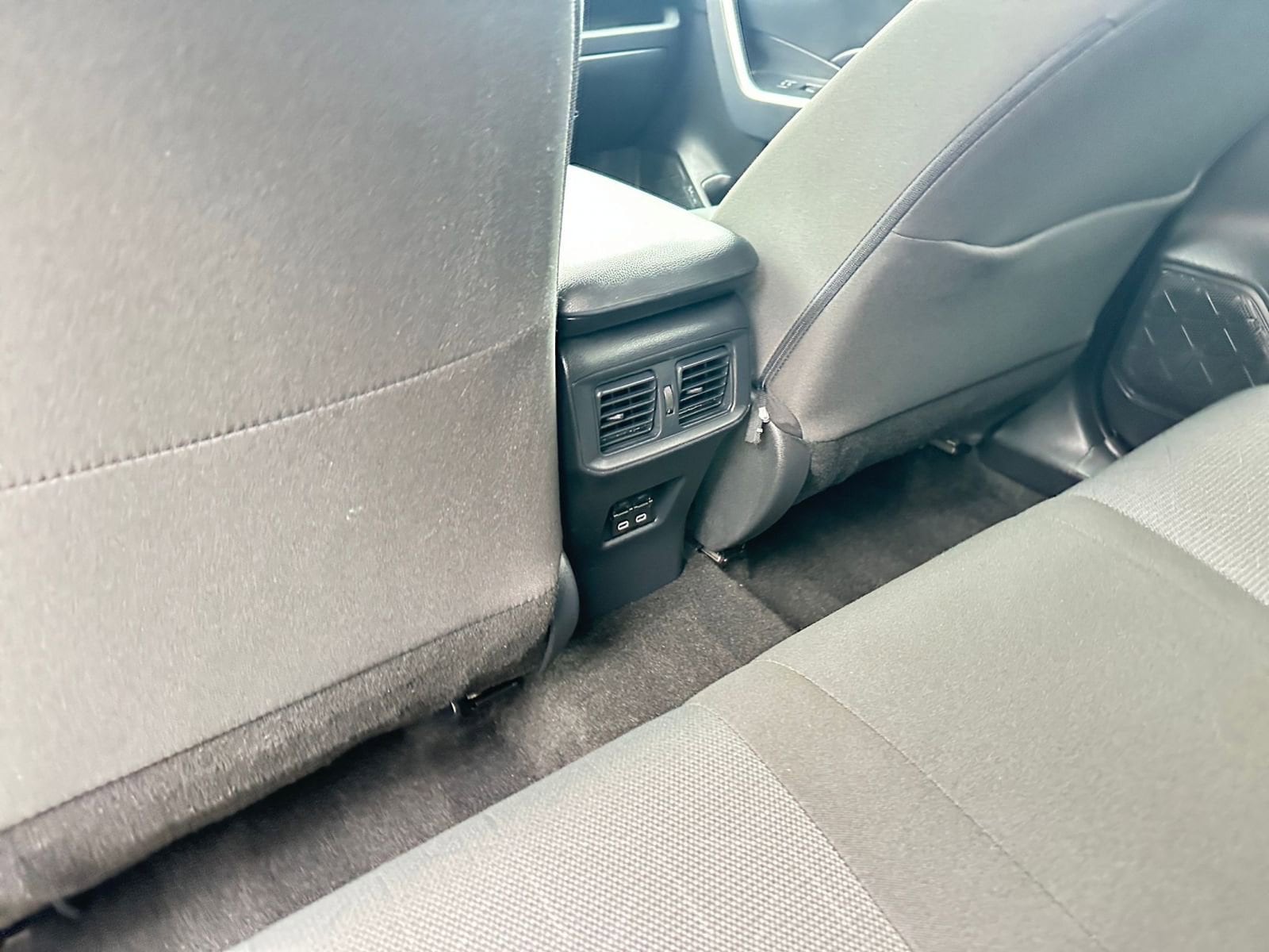 Thumbnail: 2025 Toyota RAV4 - 24