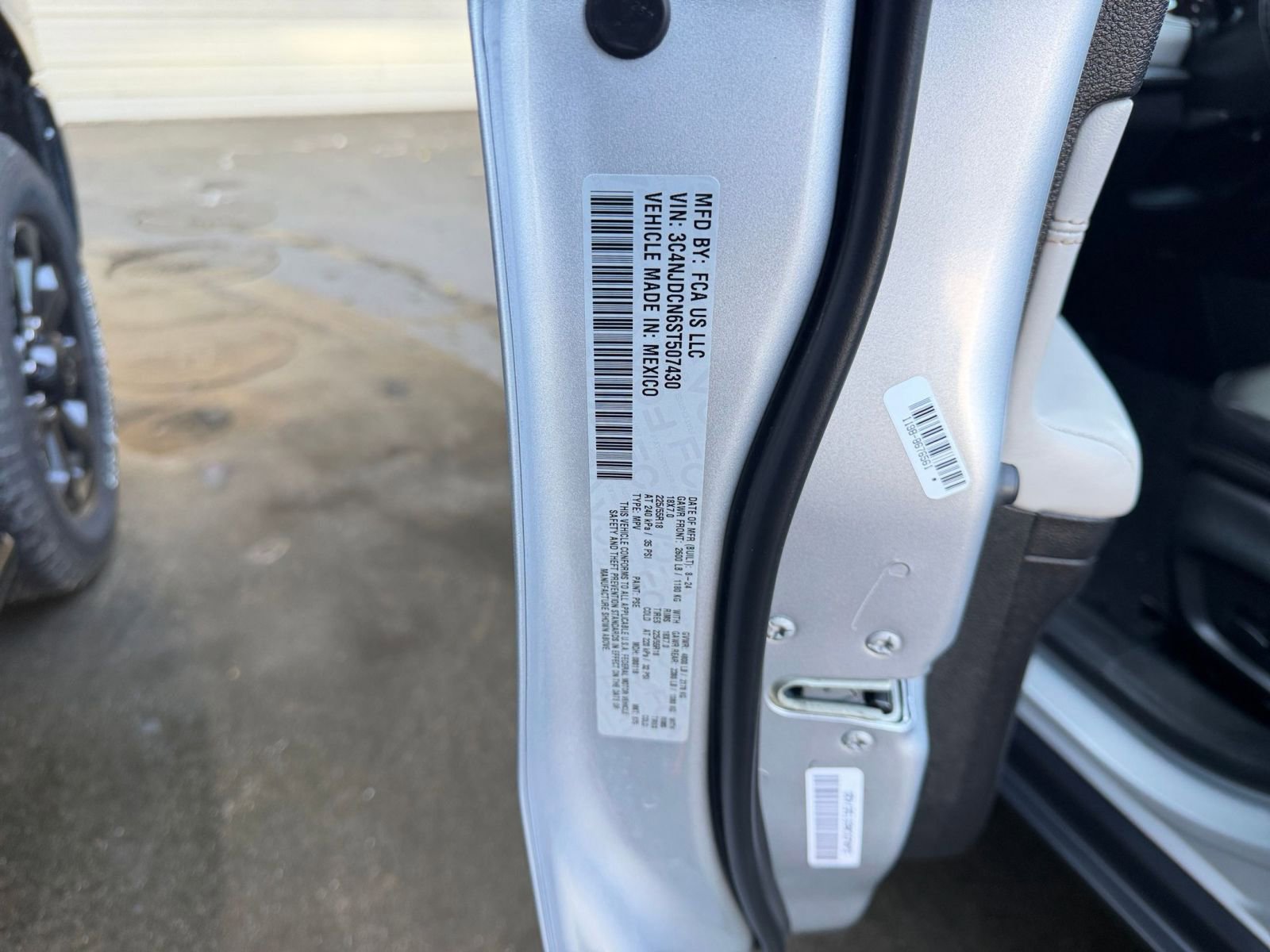 Thumbnail: 2025 Jeep Compass - 30