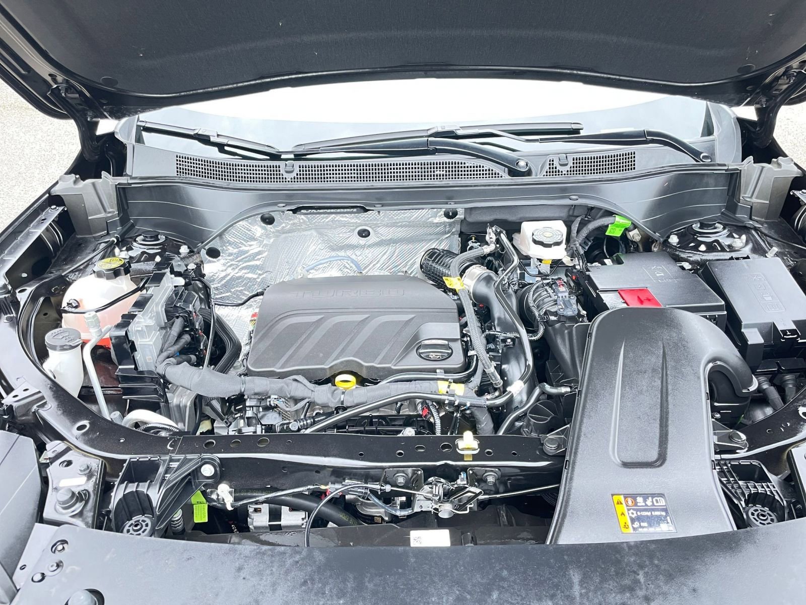 Thumbnail: 2025 Chevrolet Trax - 32