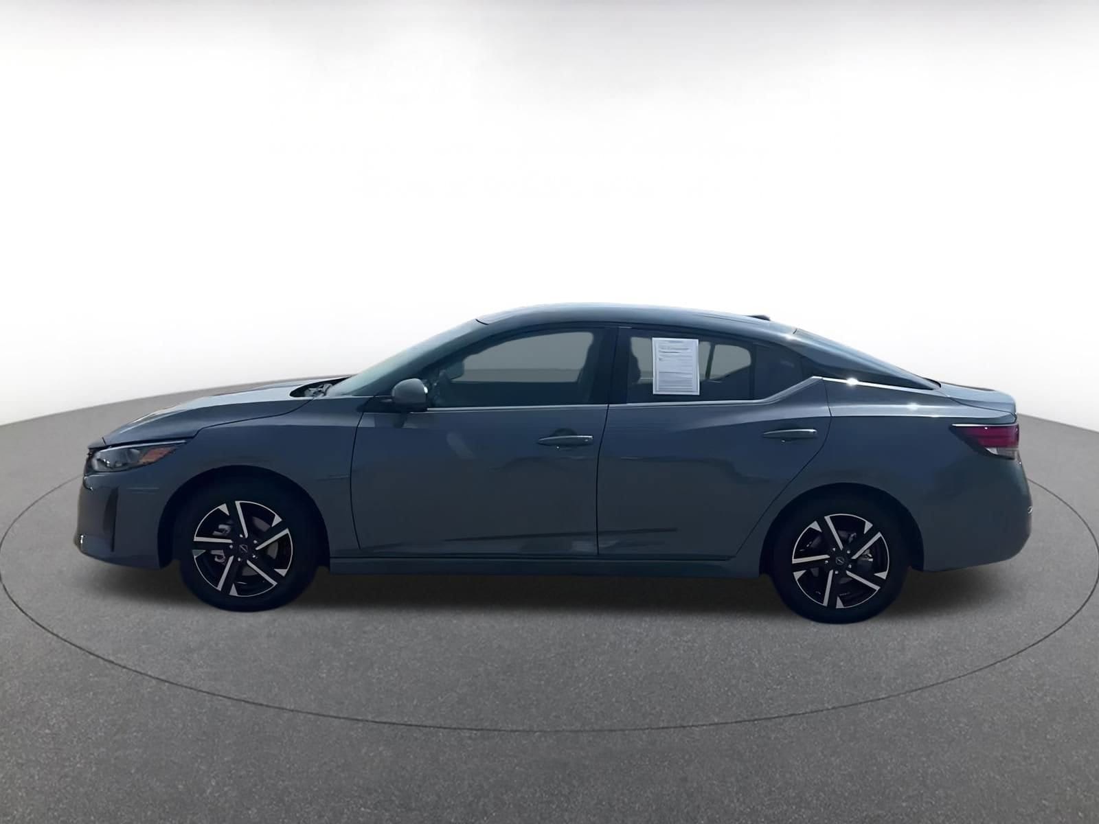 Thumbnail: 2024 Nissan Sentra - 9