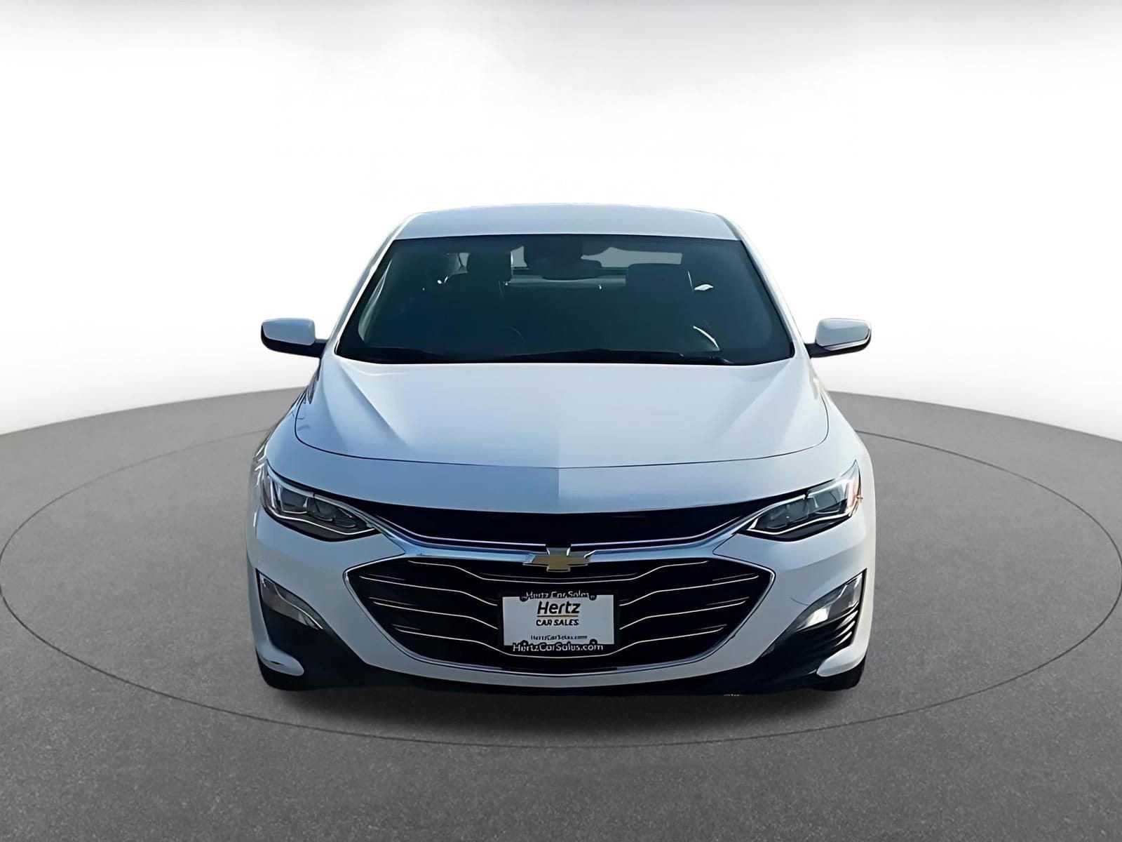 Thumbnail: 2024 Chevrolet Malibu - 4