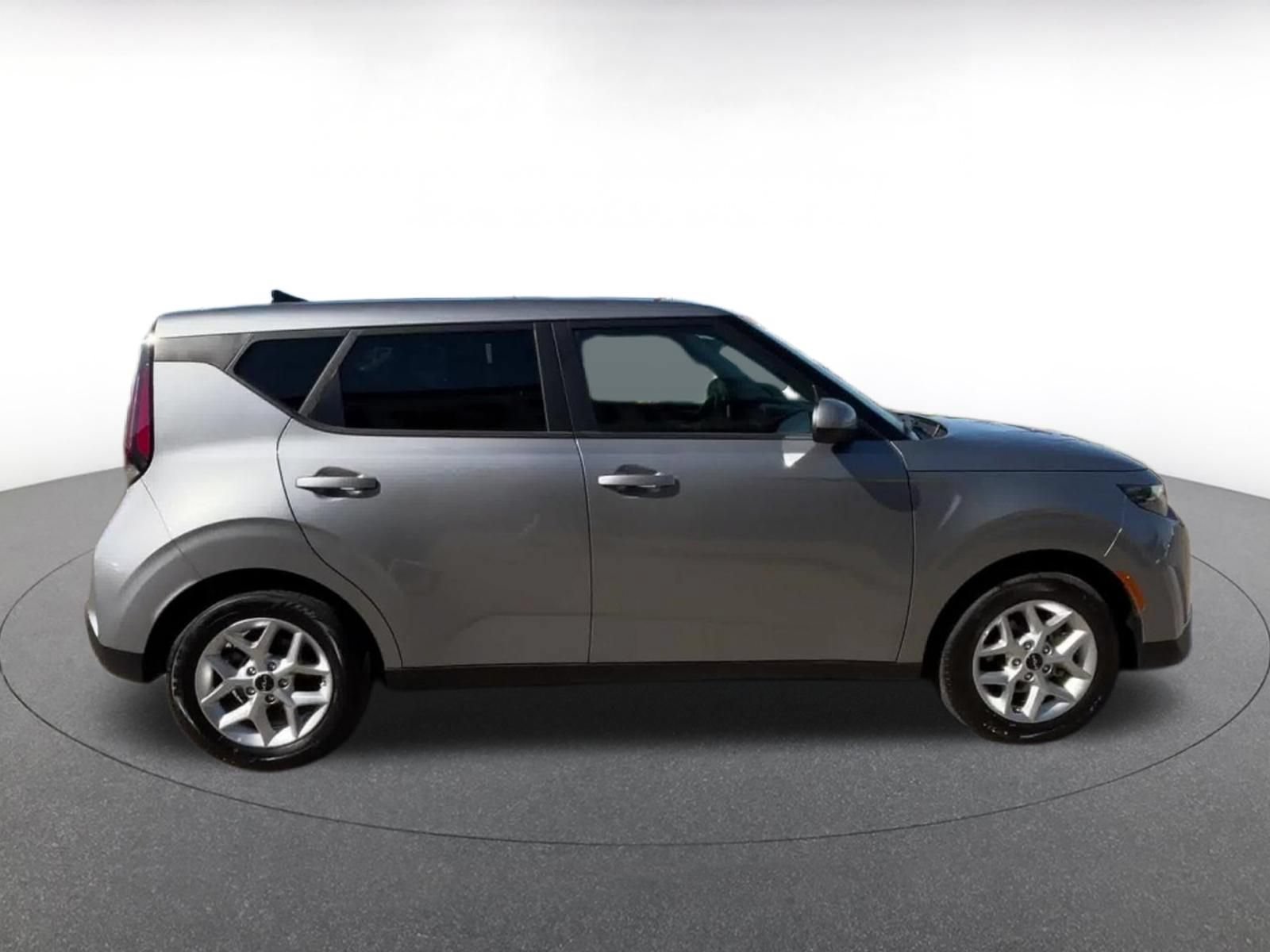 Thumbnail: 2025 Kia Soul - 16