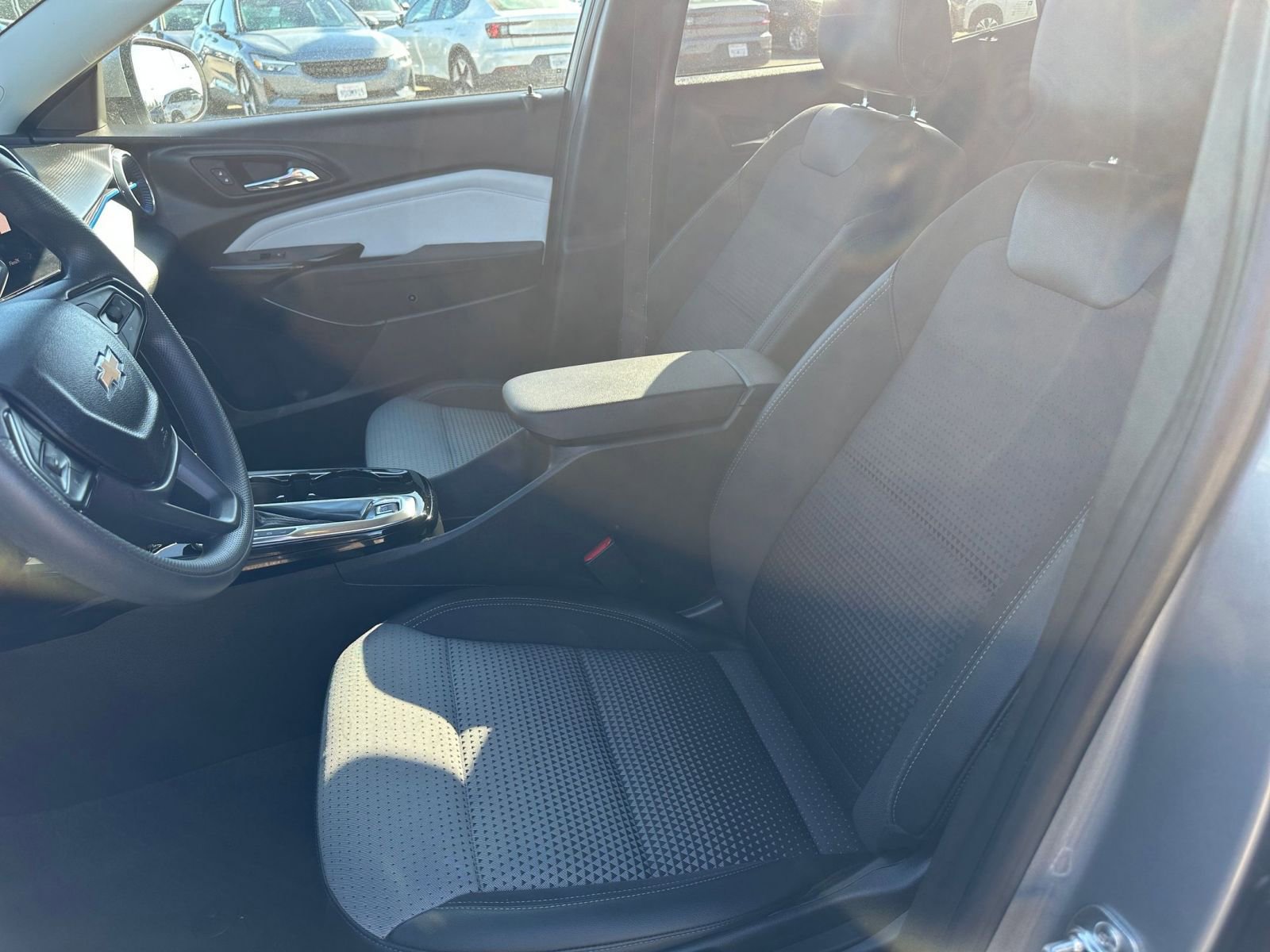 Thumbnail: 2025 Chevrolet Trax - 27