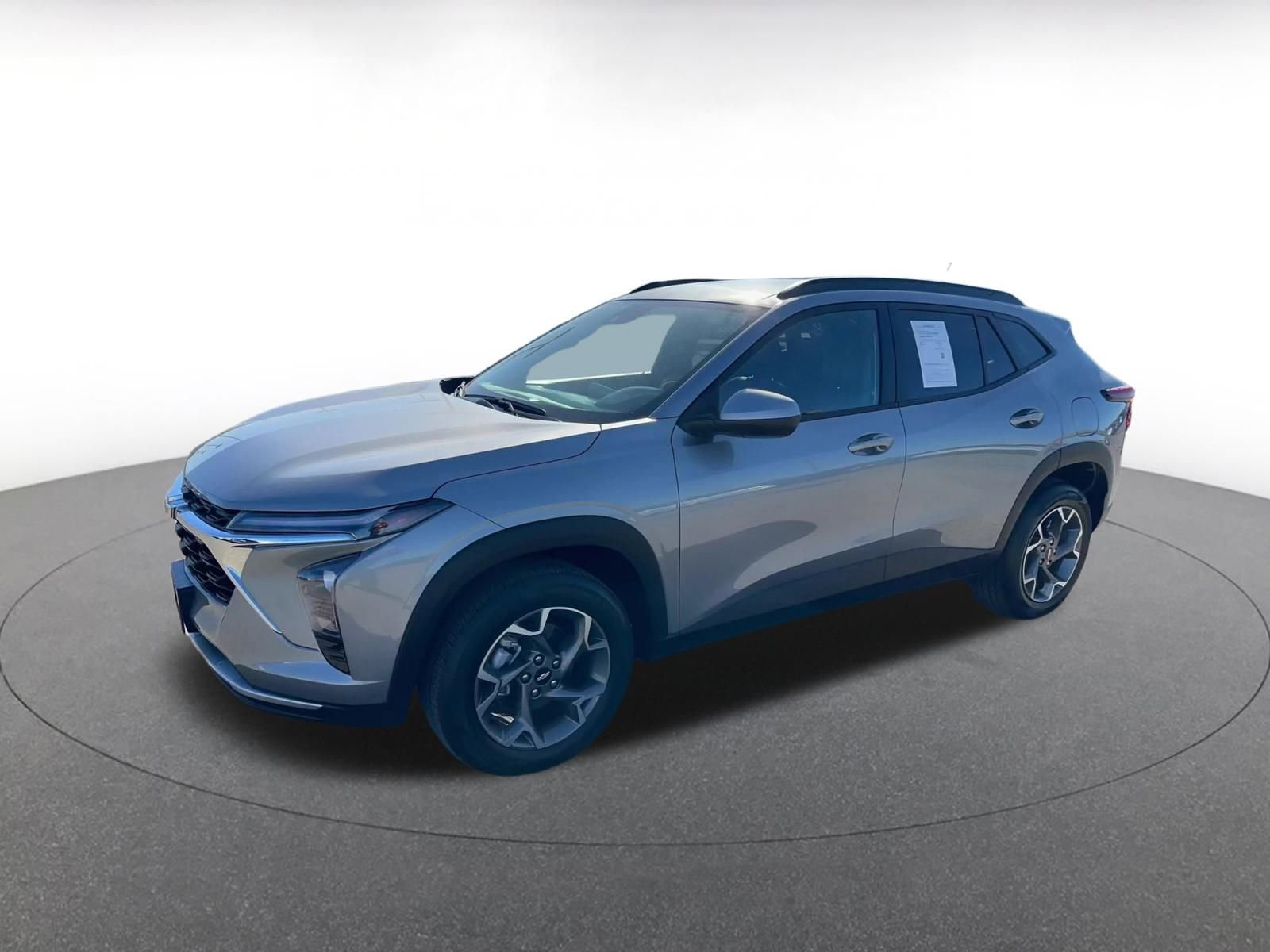 Thumbnail: 2025 Chevrolet Trax - 8