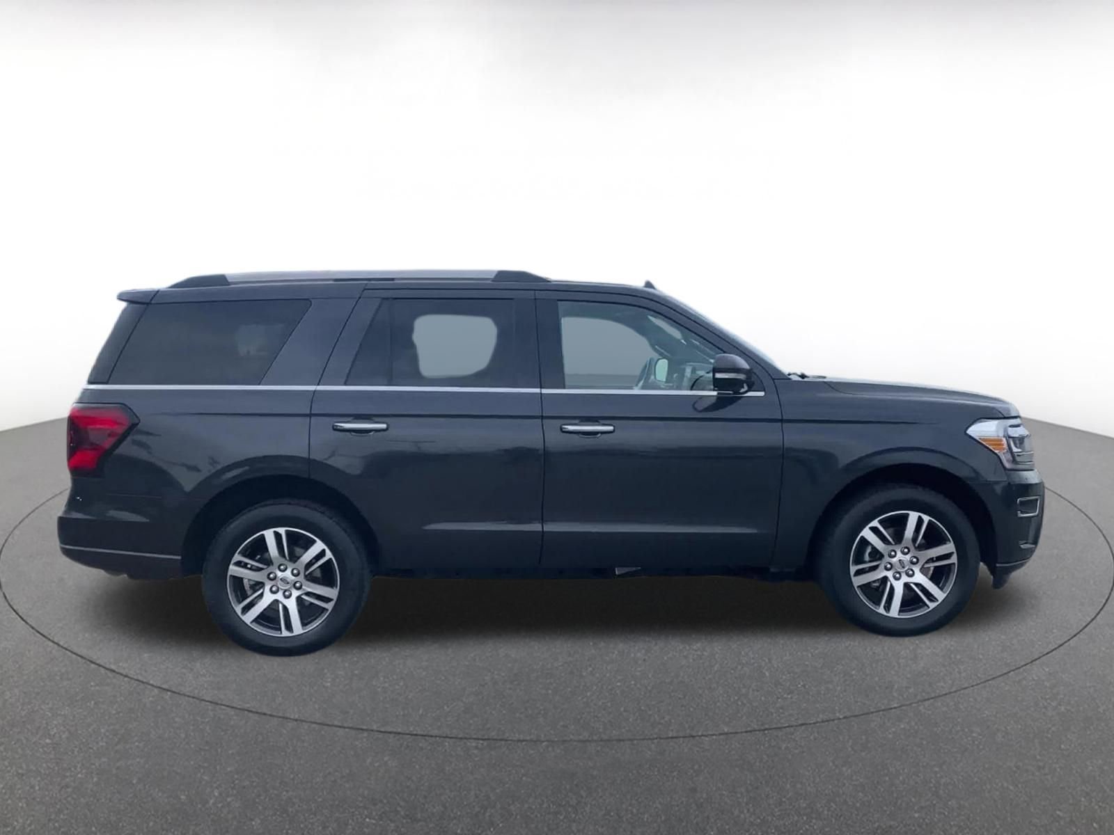 Thumbnail: 2024 Ford Expedition - 16