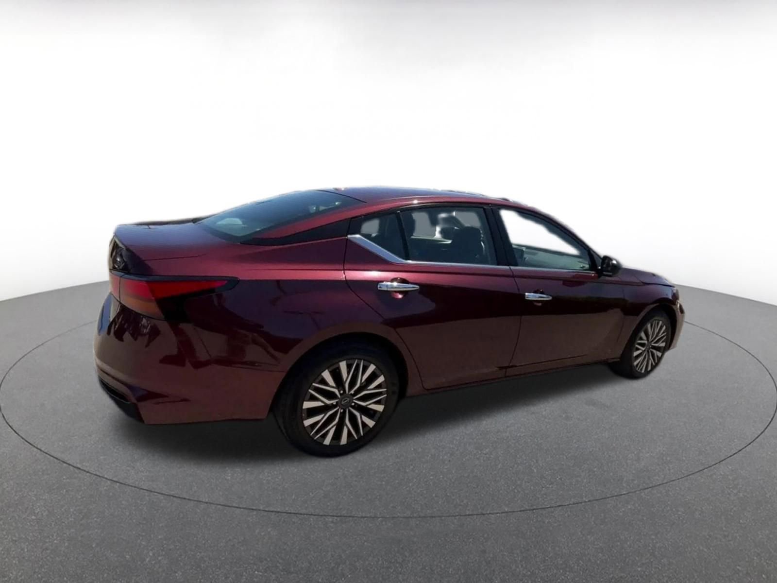 Thumbnail: 2024 Nissan Altima - 14