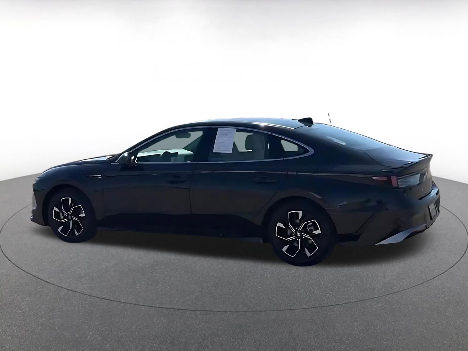 Thumbnail: 2025 Hyundai Sonata - 10