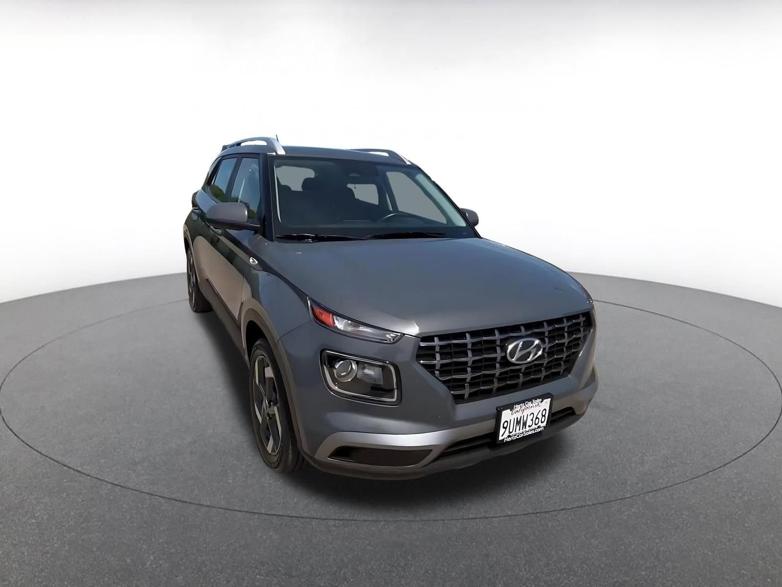 Thumbnail: 2025 Hyundai Venue - 3