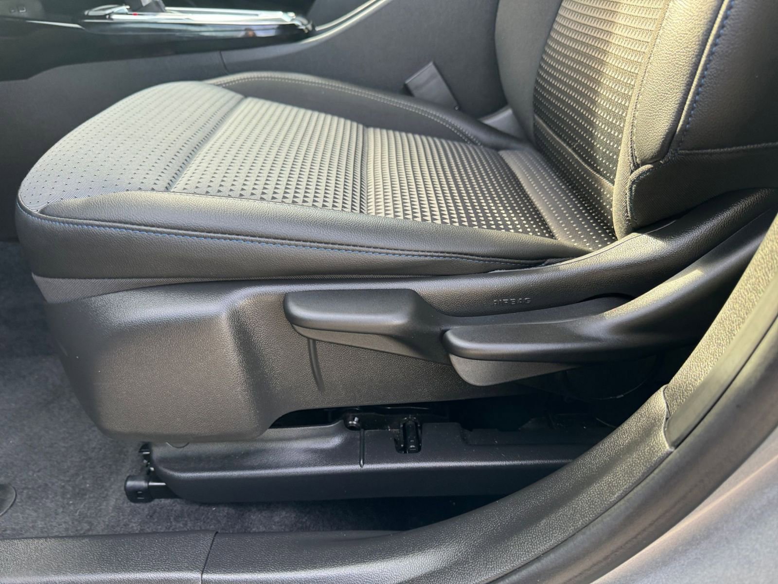 Thumbnail: 2025 Chevrolet Trax - 23