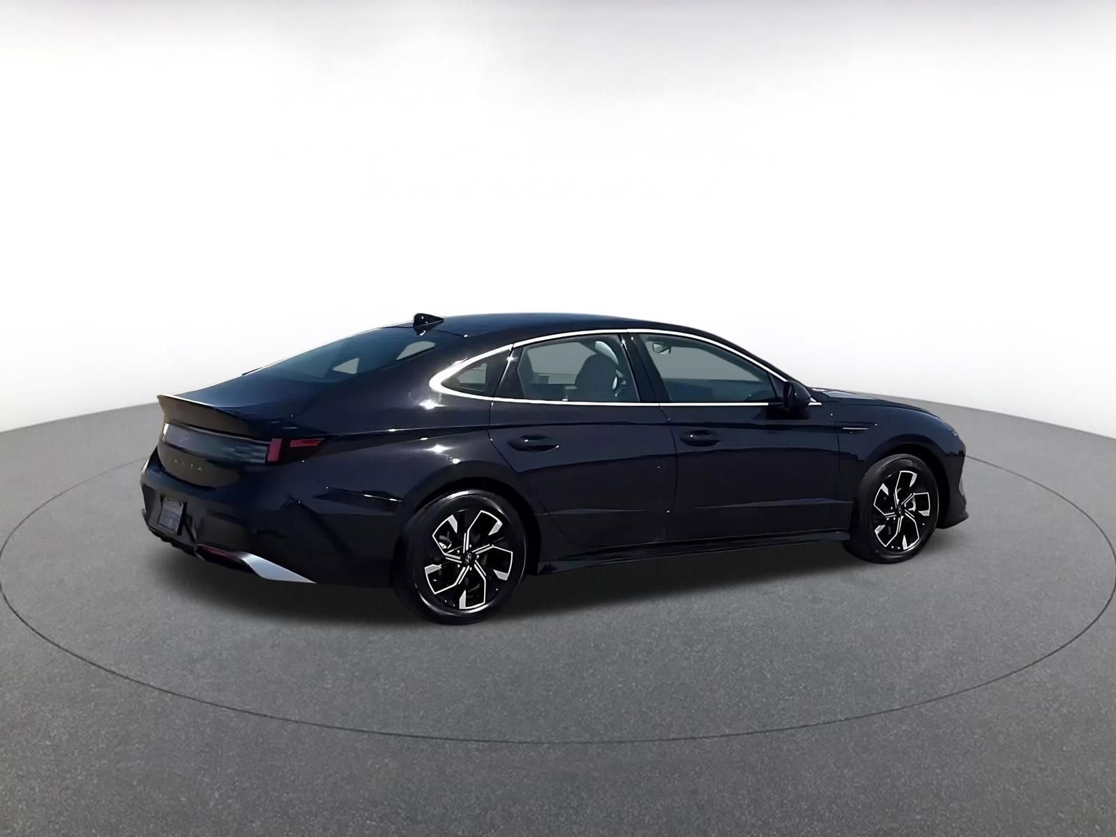 Thumbnail: 2025 Hyundai Sonata - 15