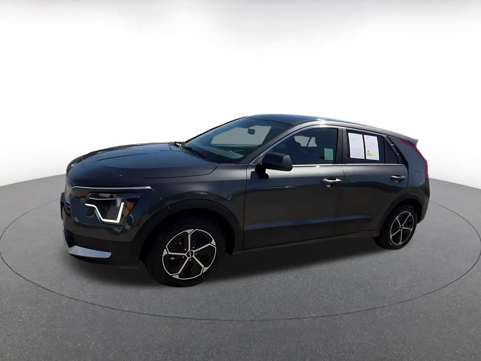 Thumbnail: 2026 Kia Niro - 8
