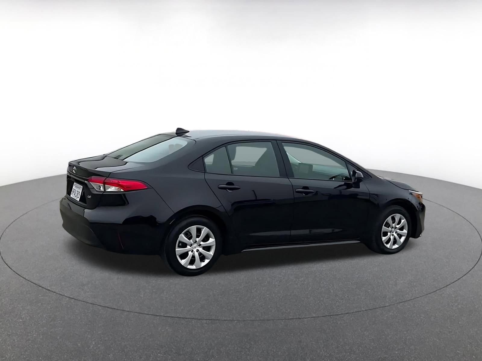 Thumbnail: 2025 Toyota Corolla - 15