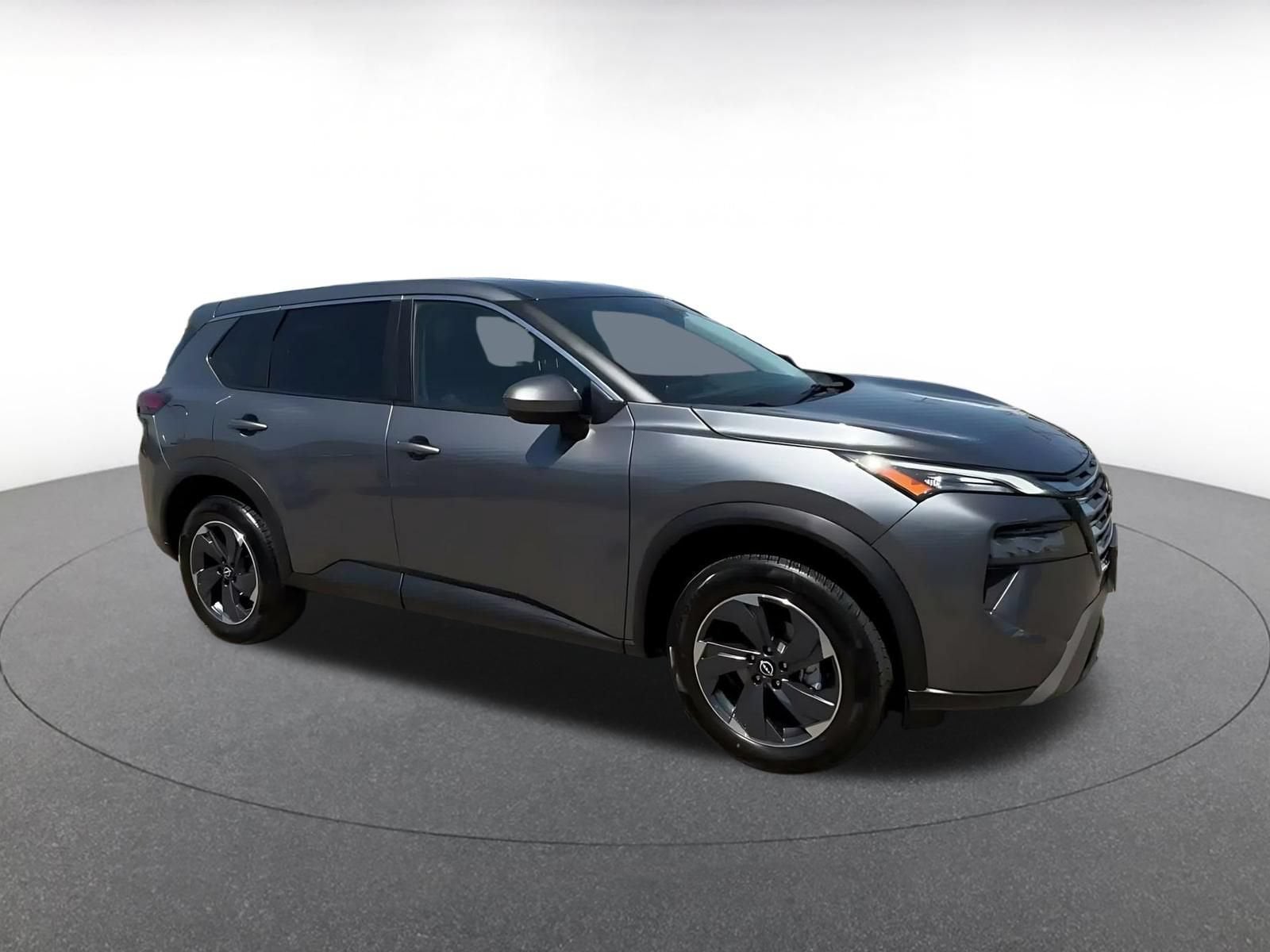 Thumbnail: 2025 Nissan Rogue - 2