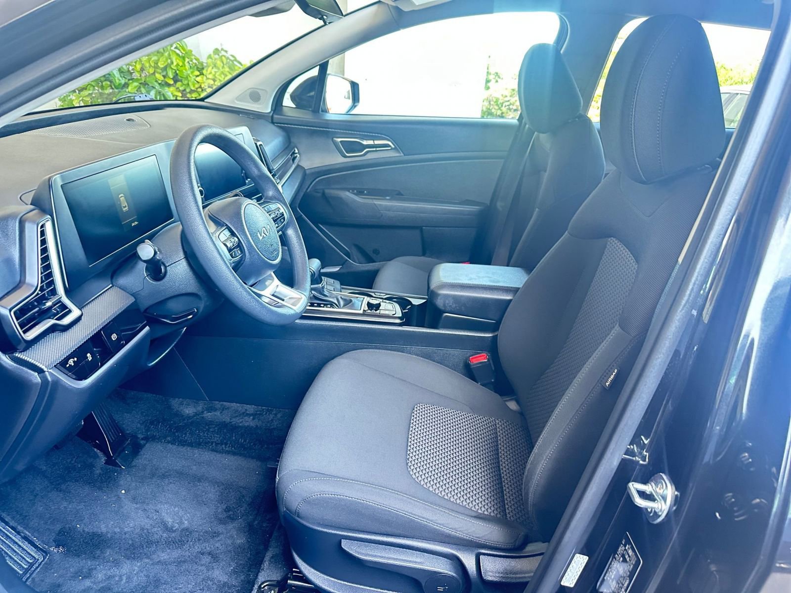2024 Kia Sportage LX 27