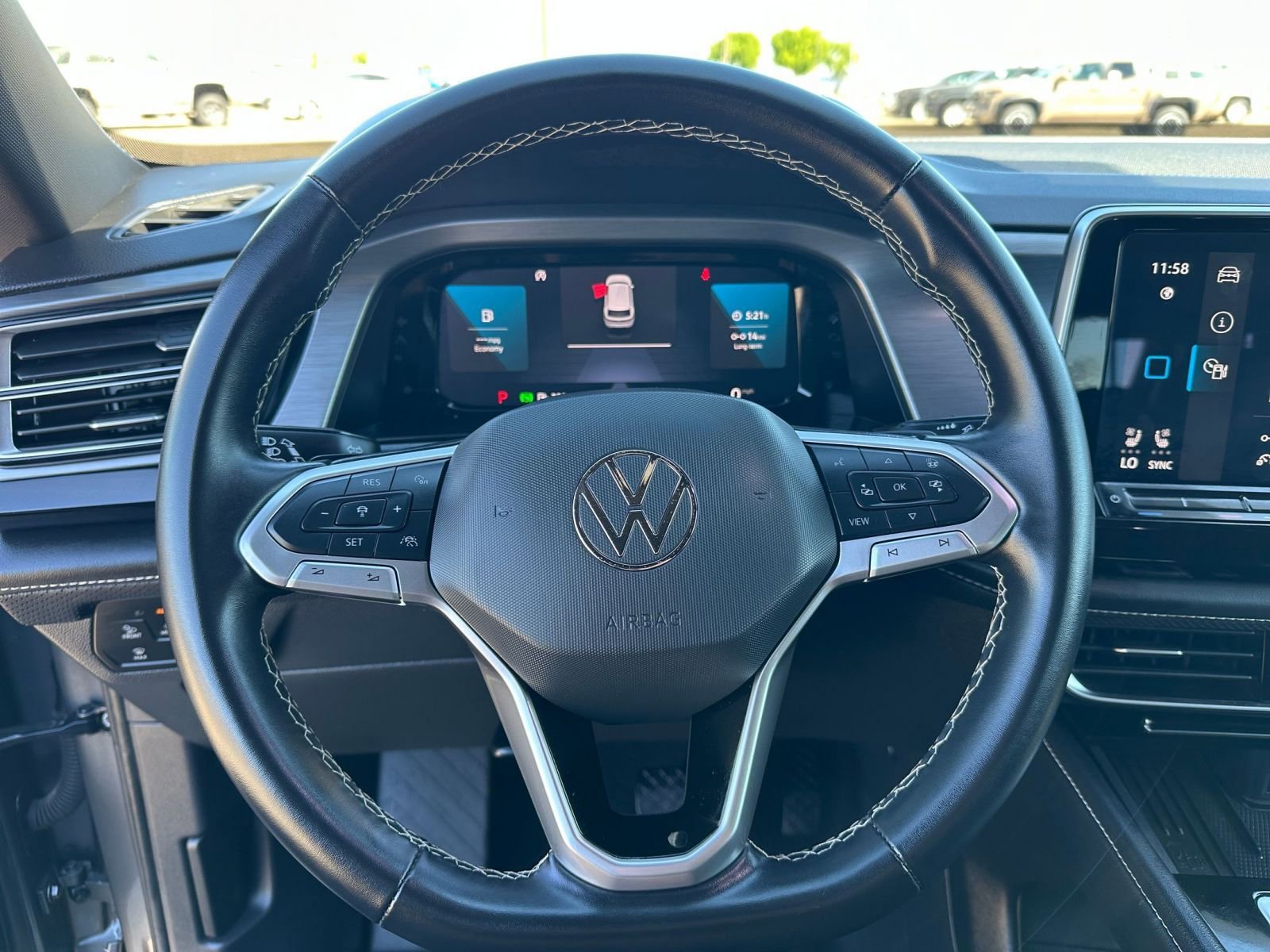 Thumbnail: 2025 Volkswagen Atlas - 30