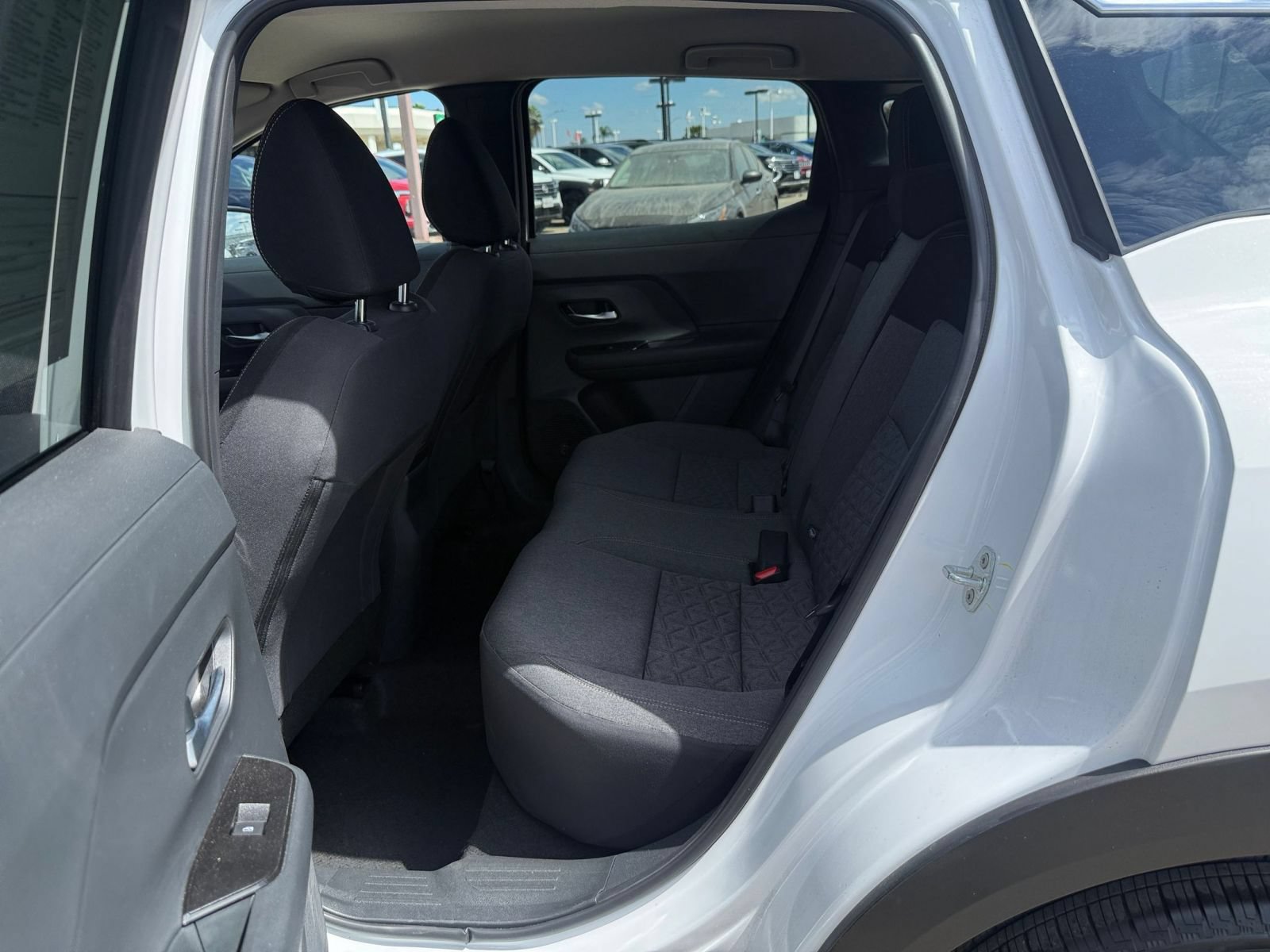 Thumbnail: 2026 Nissan Kicks - 24