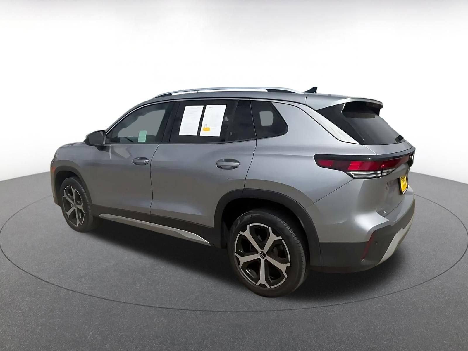 Thumbnail: 2026 Volkswagen Tiguan - 9