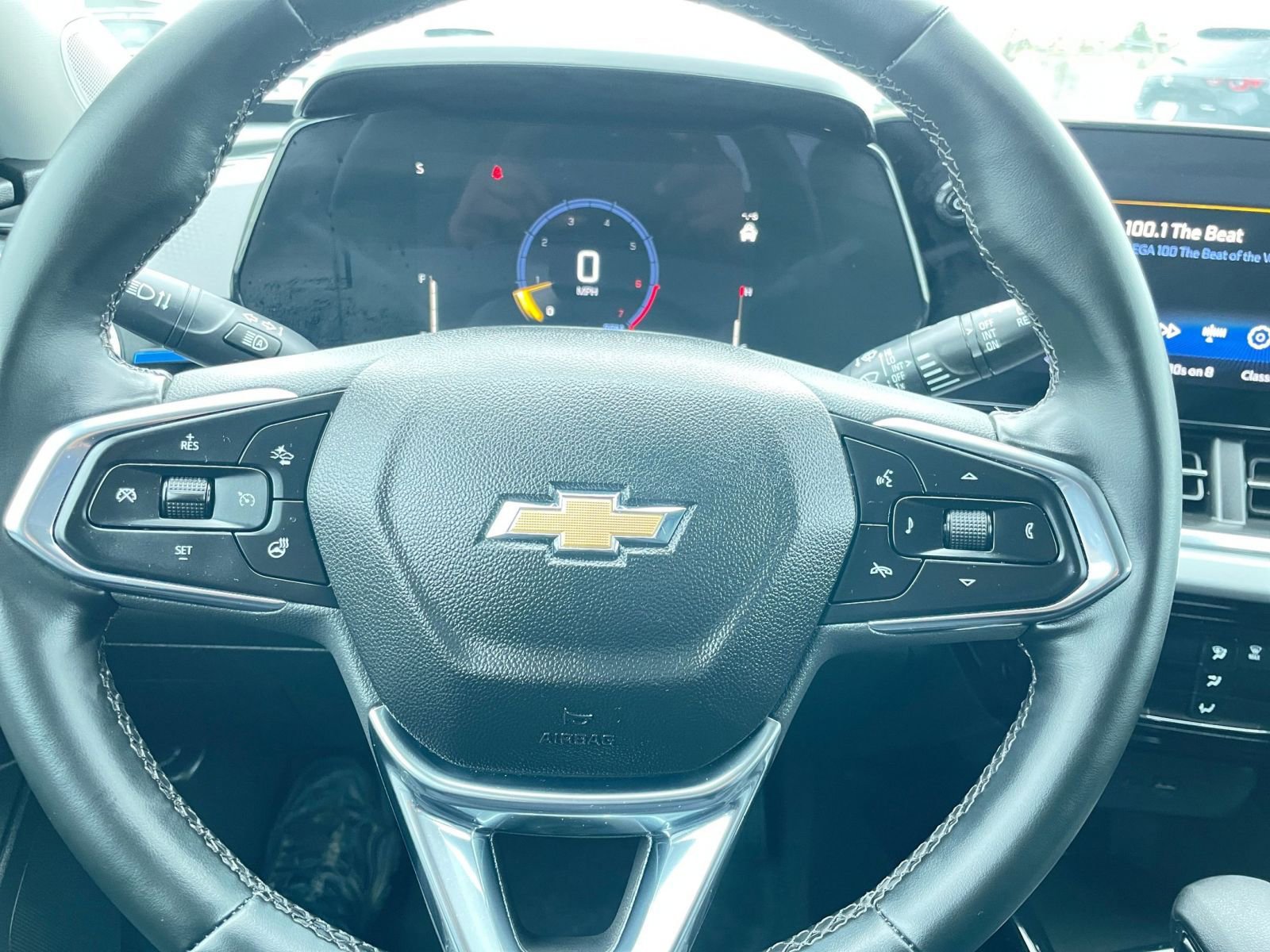 Thumbnail: 2025 Chevrolet Trax - 28