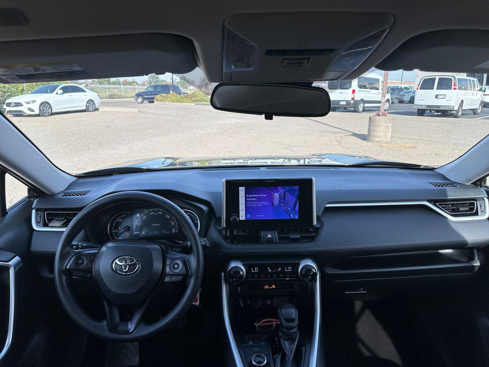 Thumbnail: 2025 Toyota RAV4 - 33