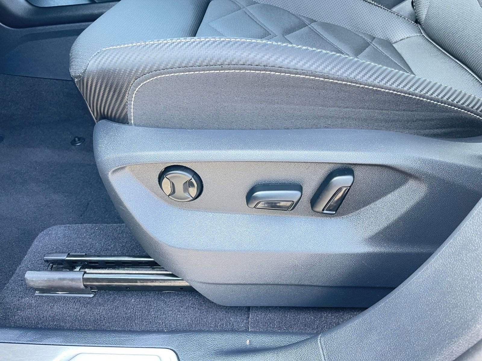 Thumbnail: 2025 Volkswagen Atlas - 23