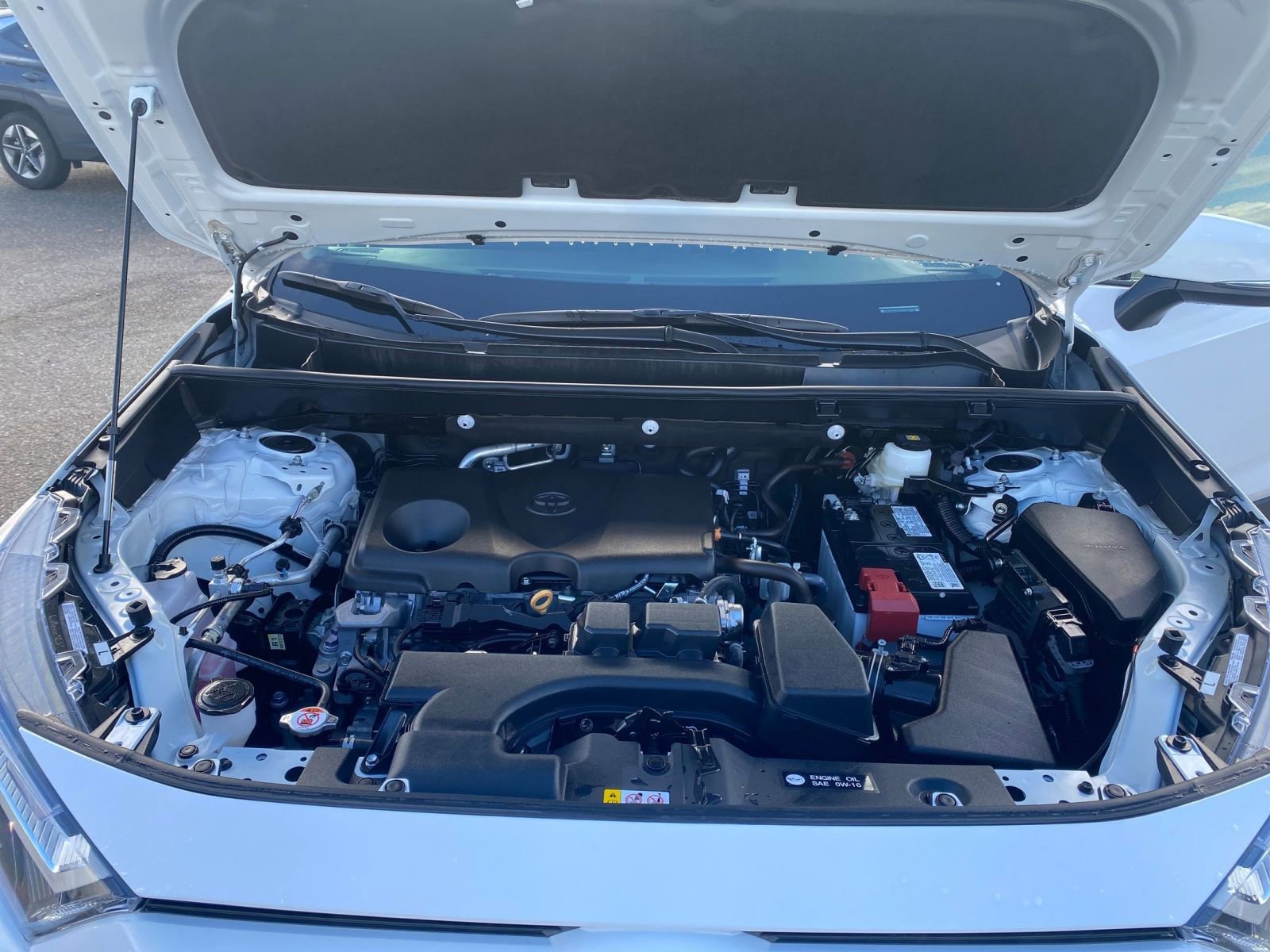 Thumbnail: 2025 Toyota RAV4 - 32