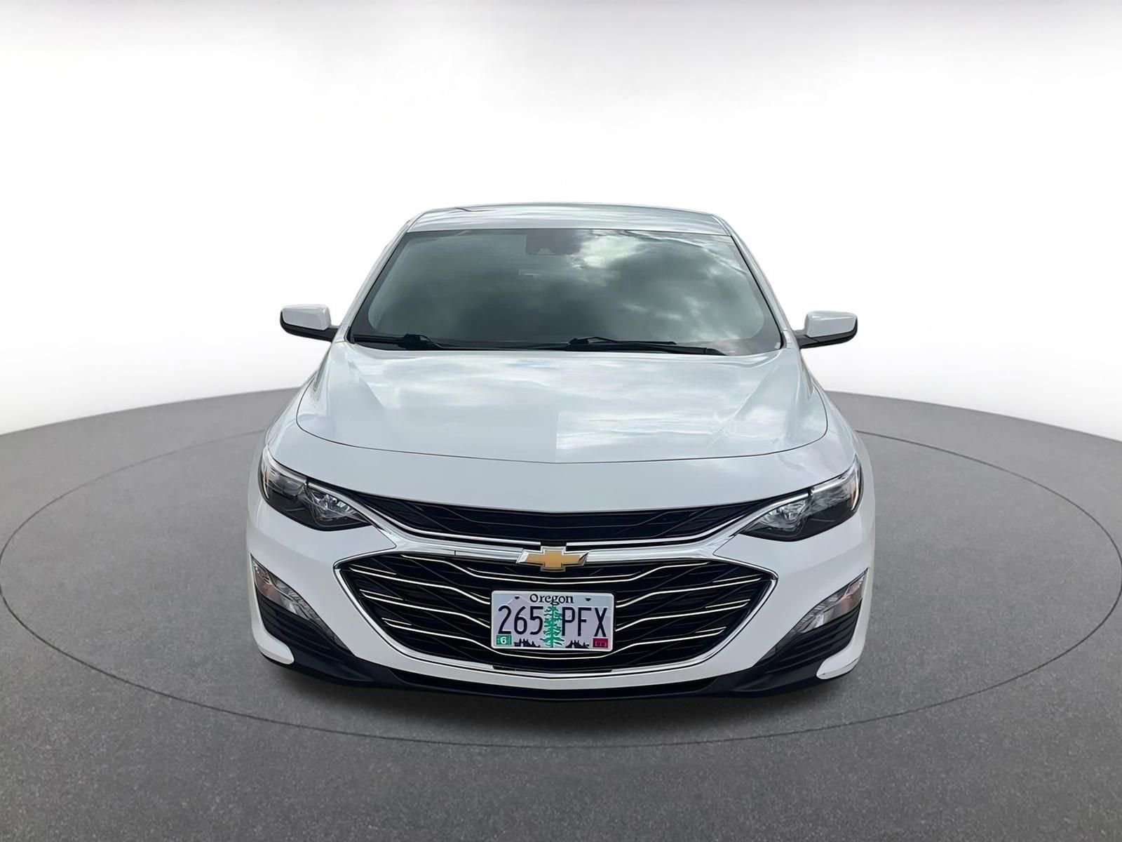 Thumbnail: 2024 Chevrolet Malibu - 5