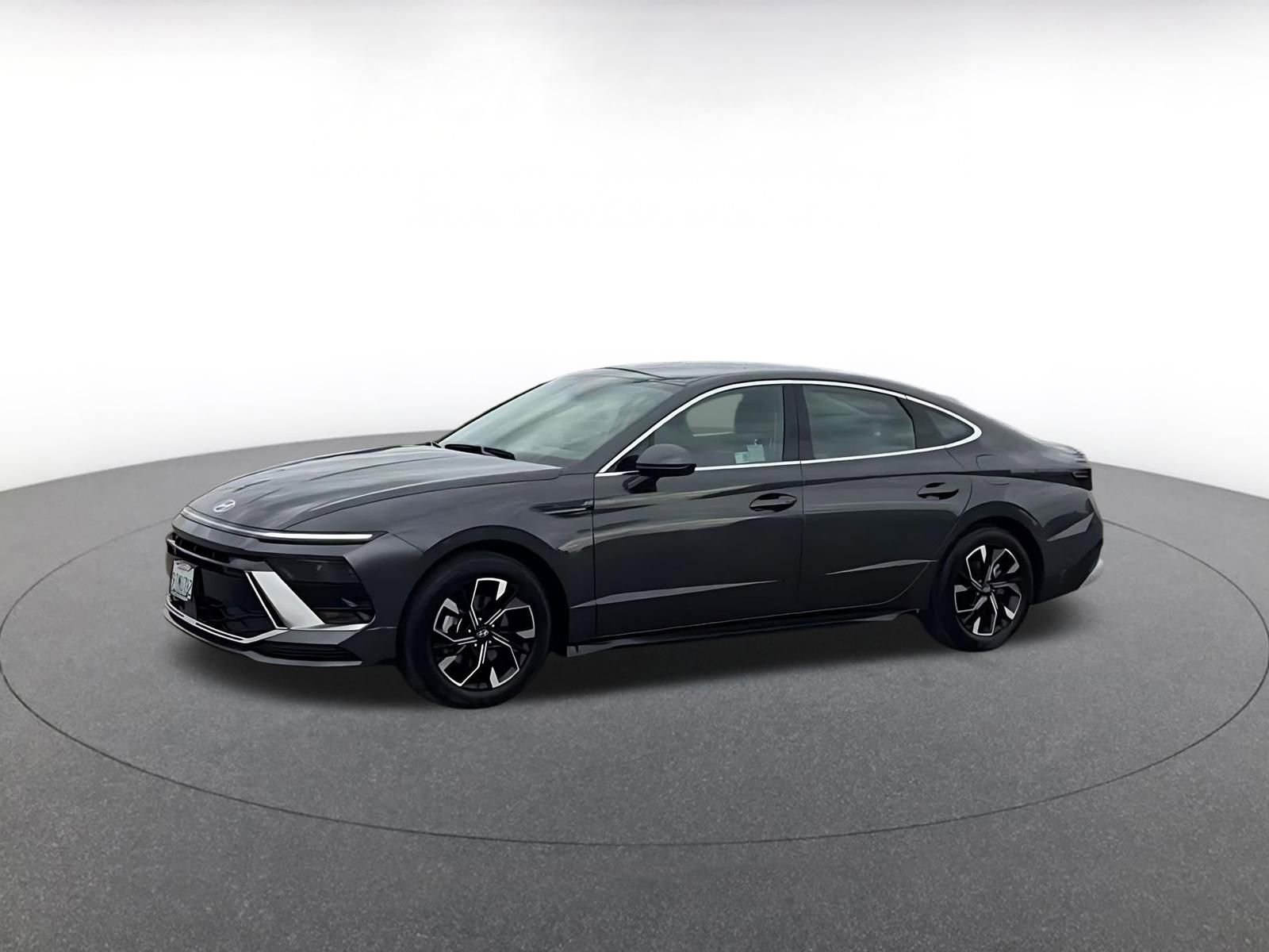 Thumbnail: 2025 Hyundai Sonata - 10