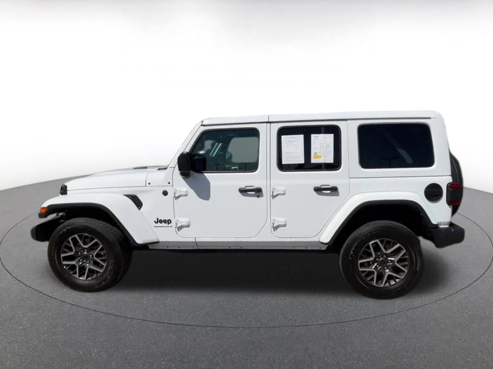 Thumbnail: 2025 Jeep Wrangler - 9