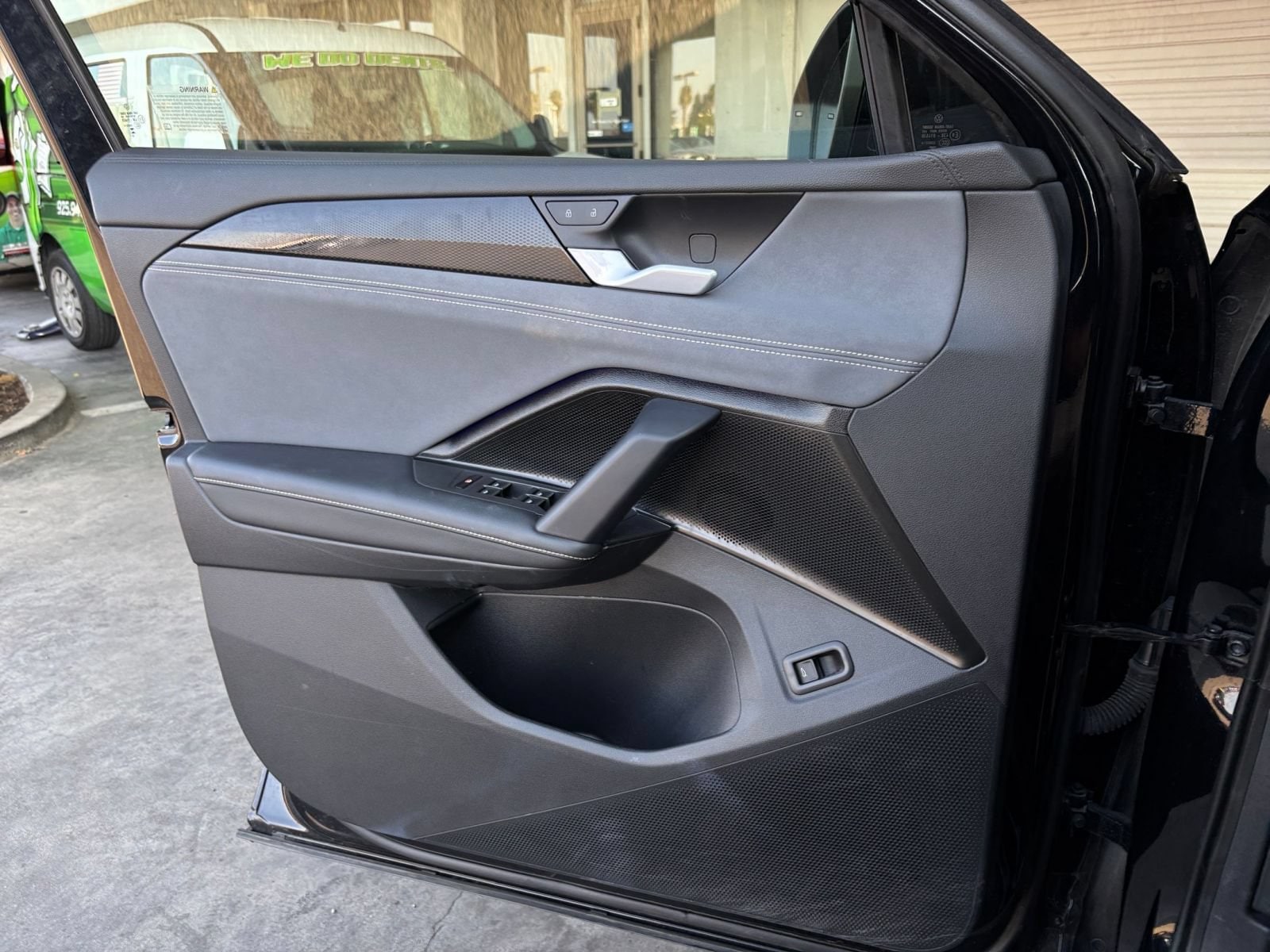 Thumbnail: 2026 Volkswagen Tiguan - 18