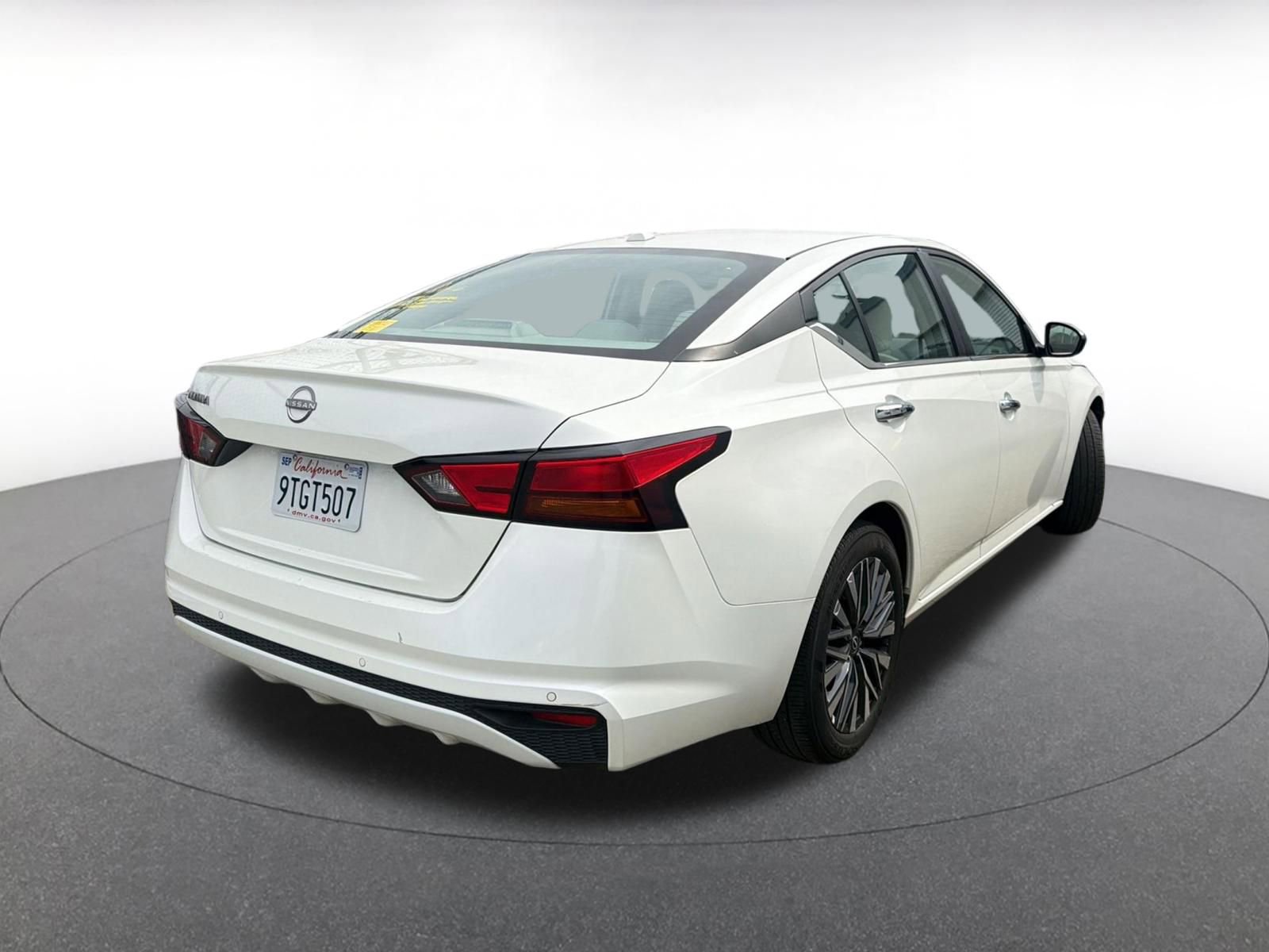 Thumbnail: 2025 Nissan Altima - 5