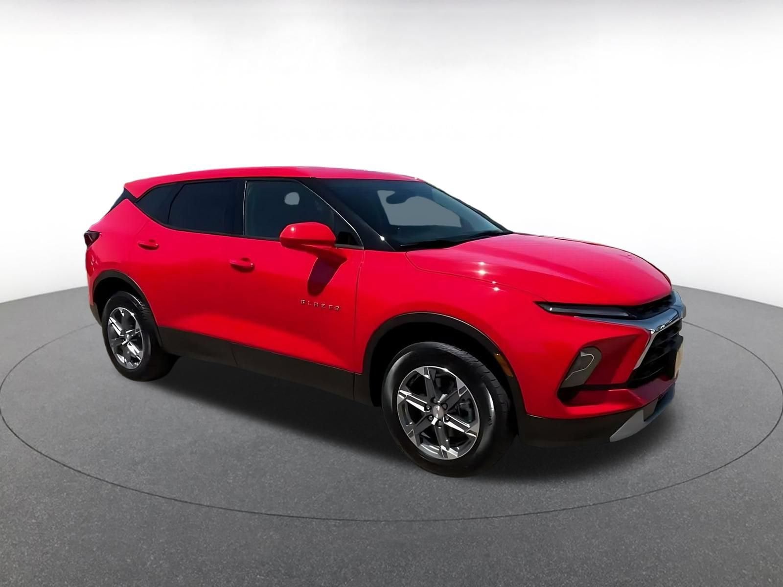 Thumbnail: 2026 Chevrolet Blazer - 2