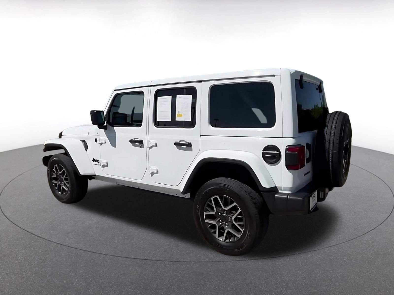 Thumbnail: 2025 Jeep Wrangler - 10