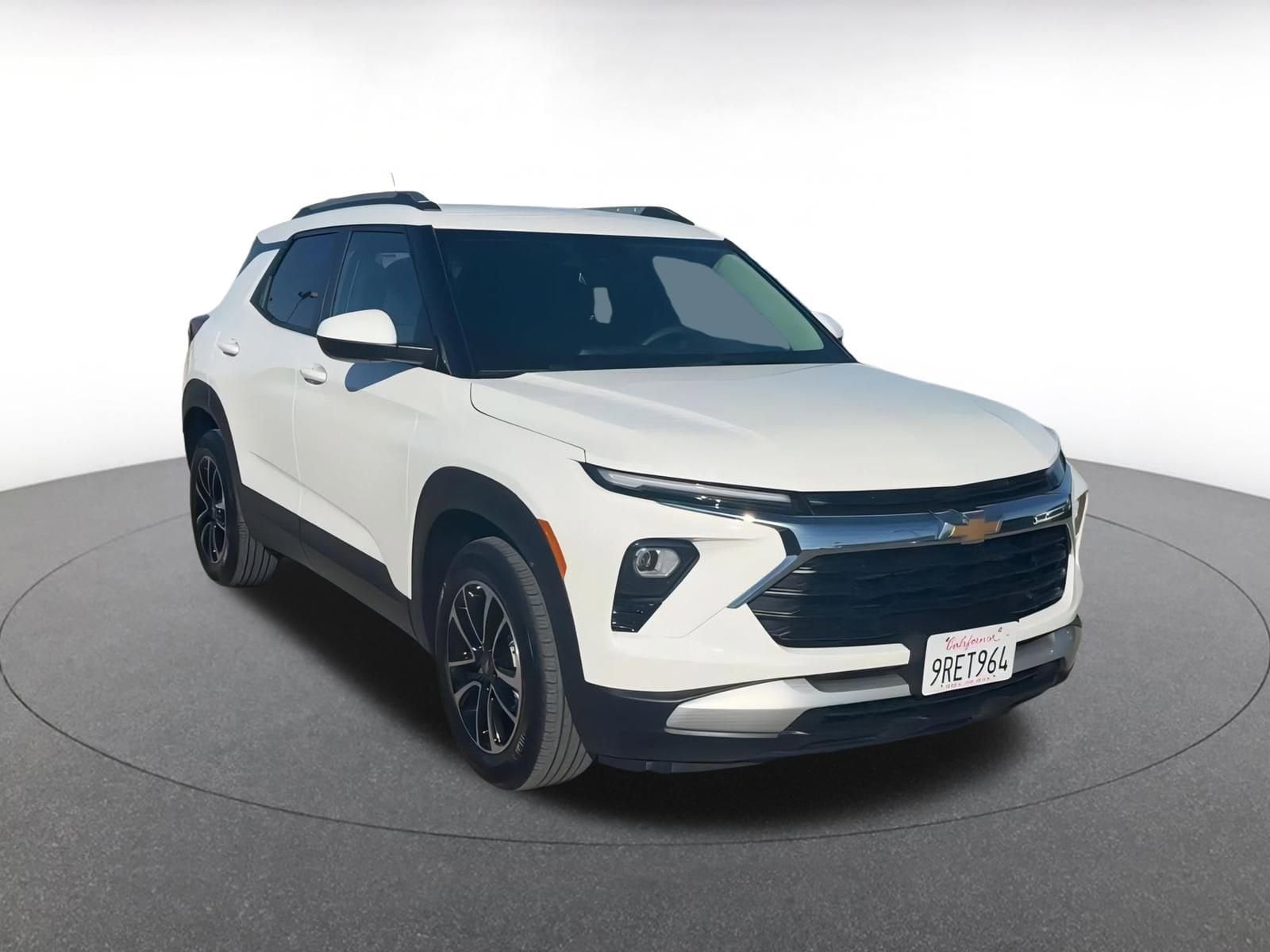 Thumbnail: 2025 Chevrolet TrailBlazer - 3