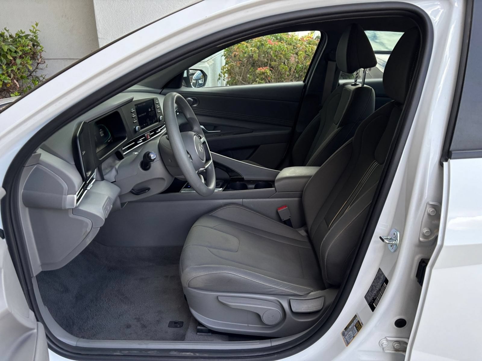 Thumbnail: 2026 Hyundai Elantra - 26