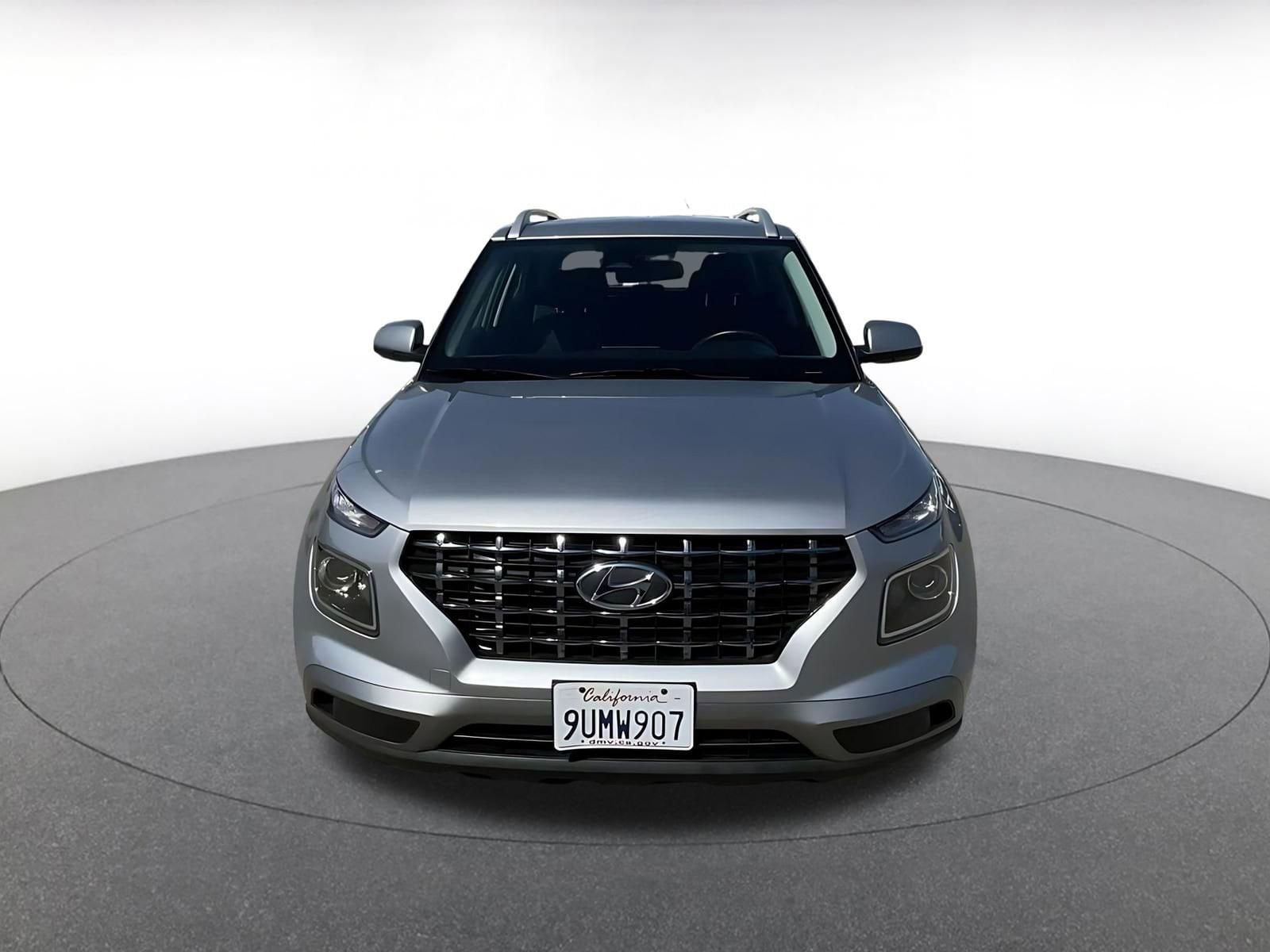 Thumbnail: 2025 Hyundai Venue - 4