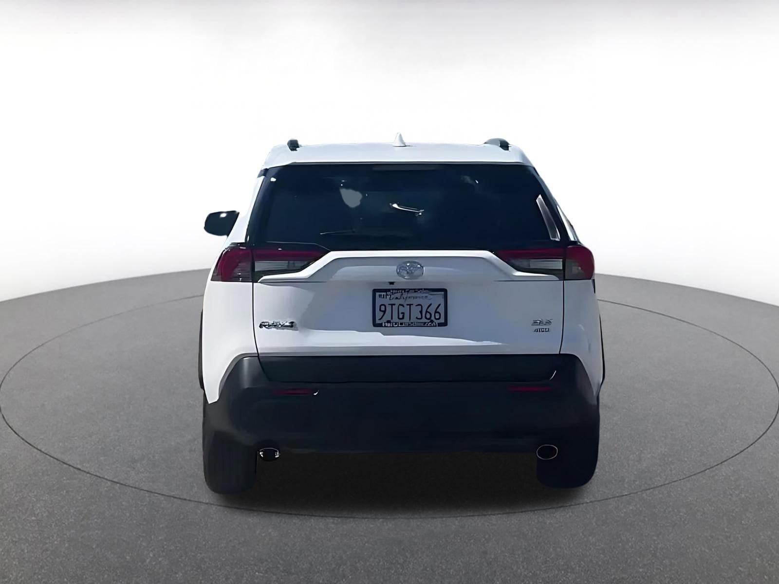 Thumbnail: 2025 Toyota RAV4 - 12