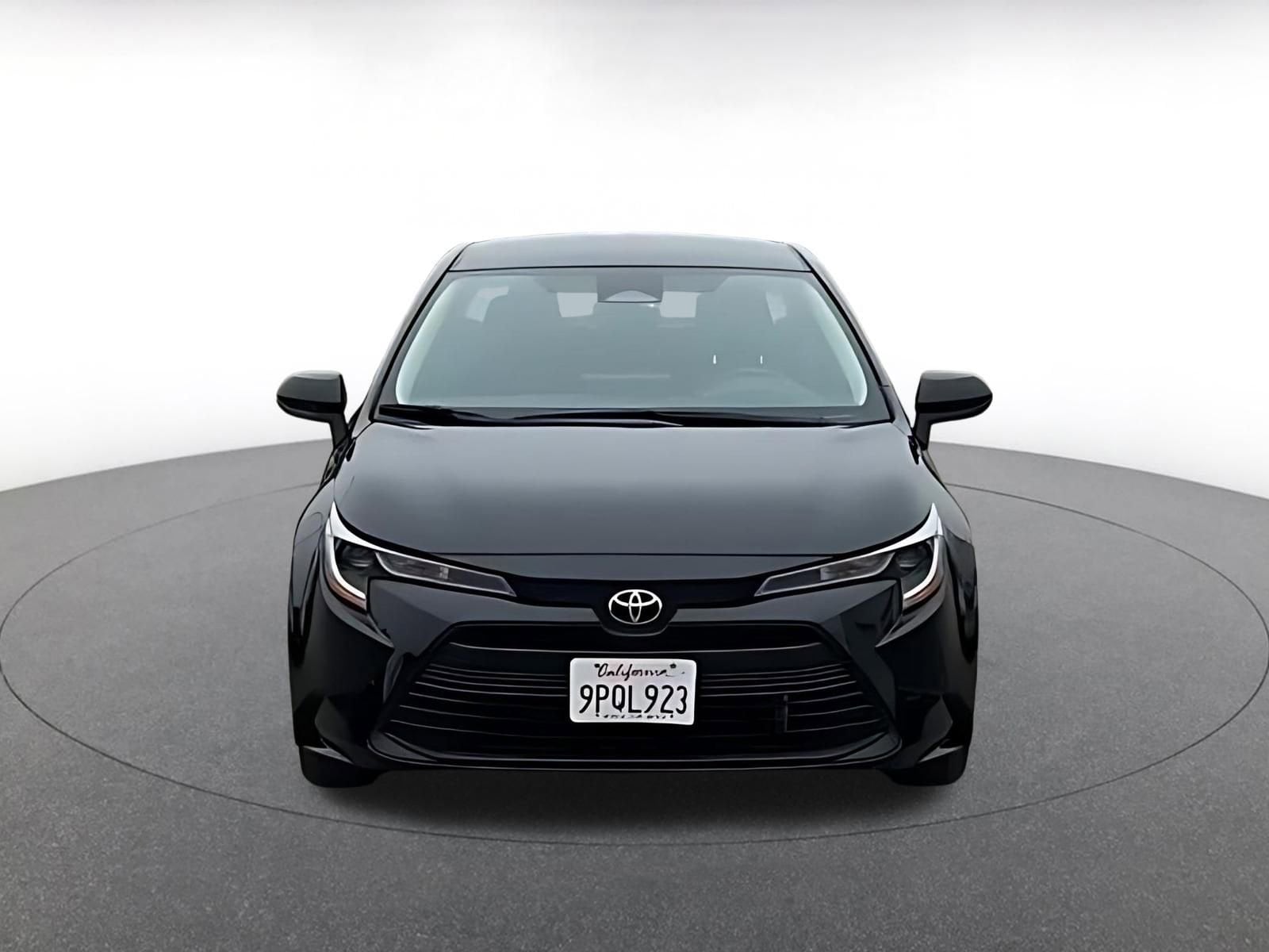 Thumbnail: 2025 Toyota Corolla - 4
