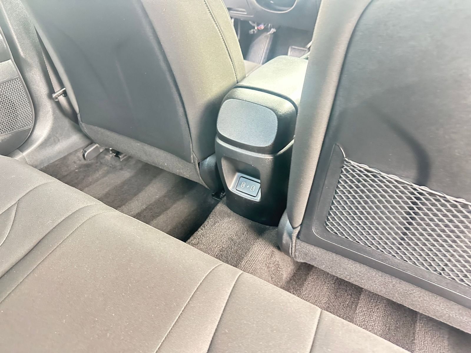 Thumbnail: 2025 Hyundai Elantra - 25